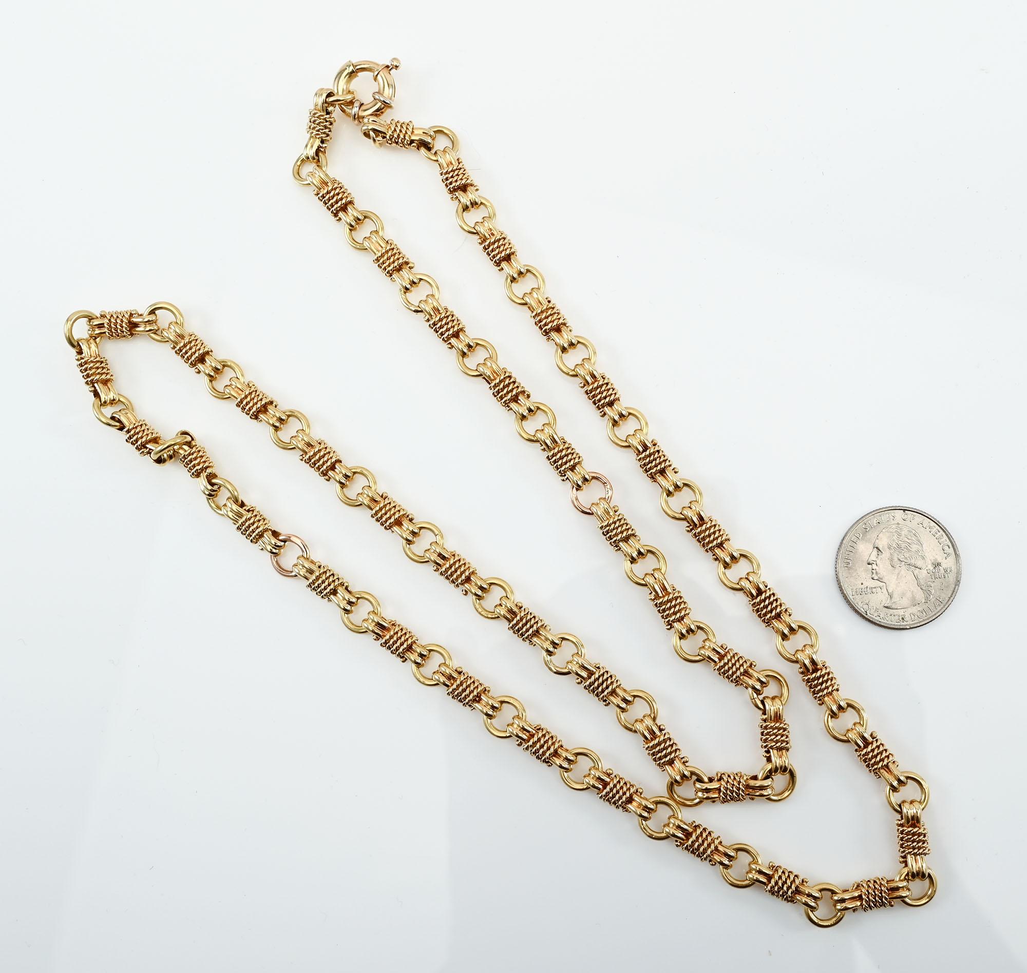 Collar Bulgari Cadena Larga Oro en venta 1
