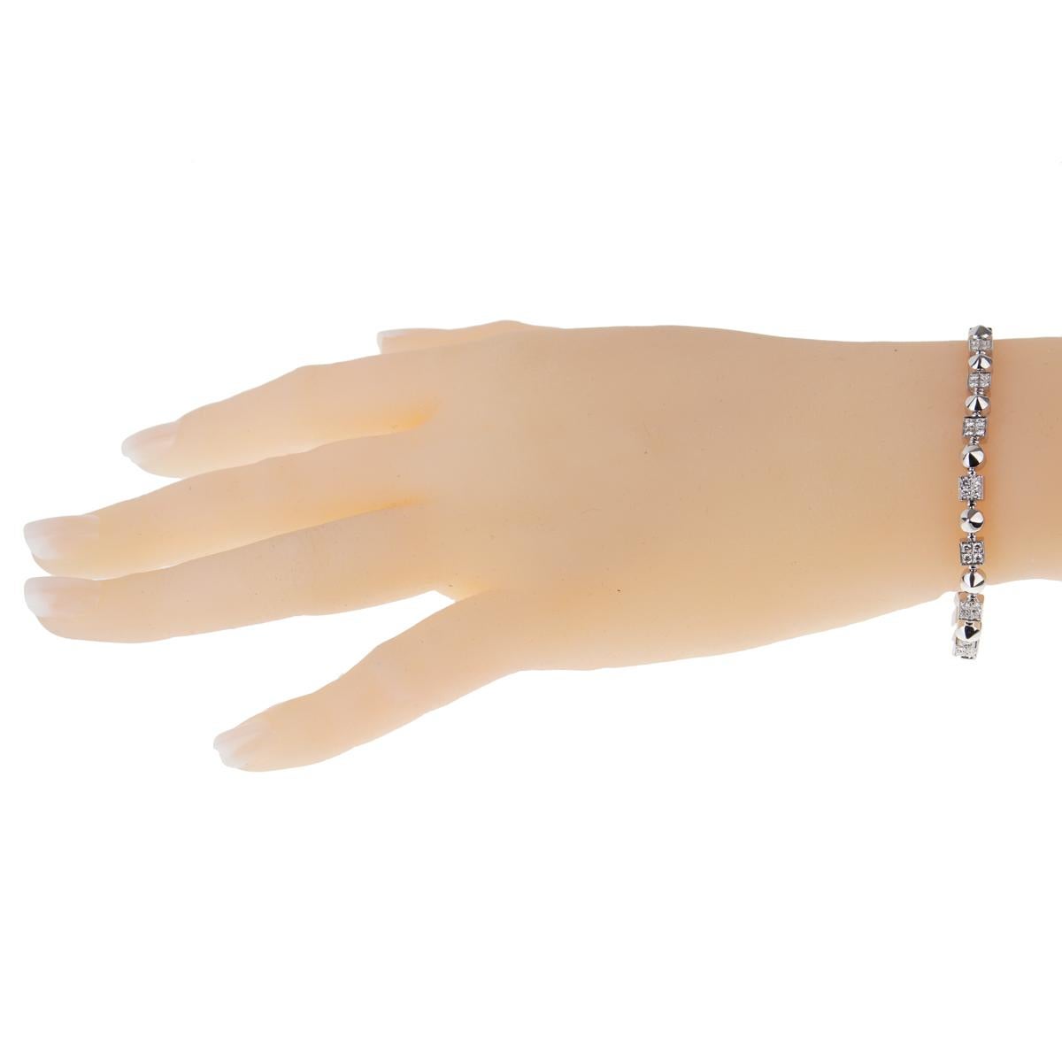 A fabulous and authentic Lucea diamond tennis bracelet from Bulgari. This tennis bracelet features the finest Bulgari round brilliant cut diamonds set in 18k white gold for a classic and timeless look. Diamond Weight: 1.70ct appx

Length: 7.25