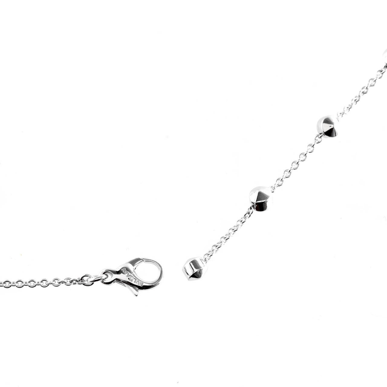 Bulgari Collier à gouttes Lucea en or blanc et diamants Pour femmes en vente