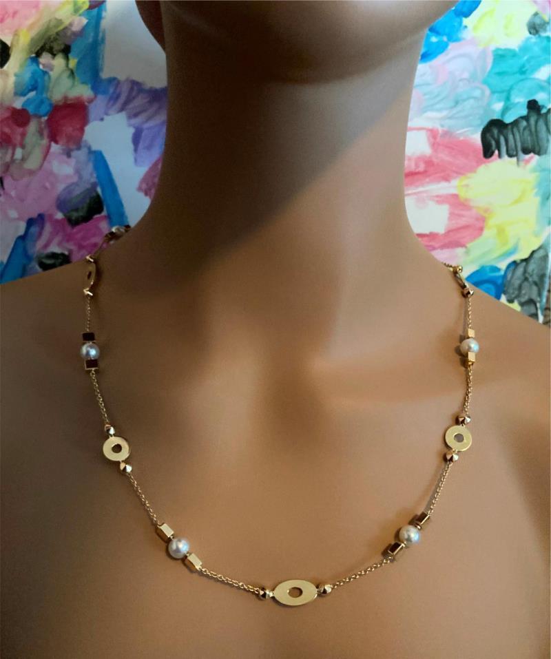 Bulgari Lucea Yellow Gold Long Chain Pearl Necklace For Sale 1