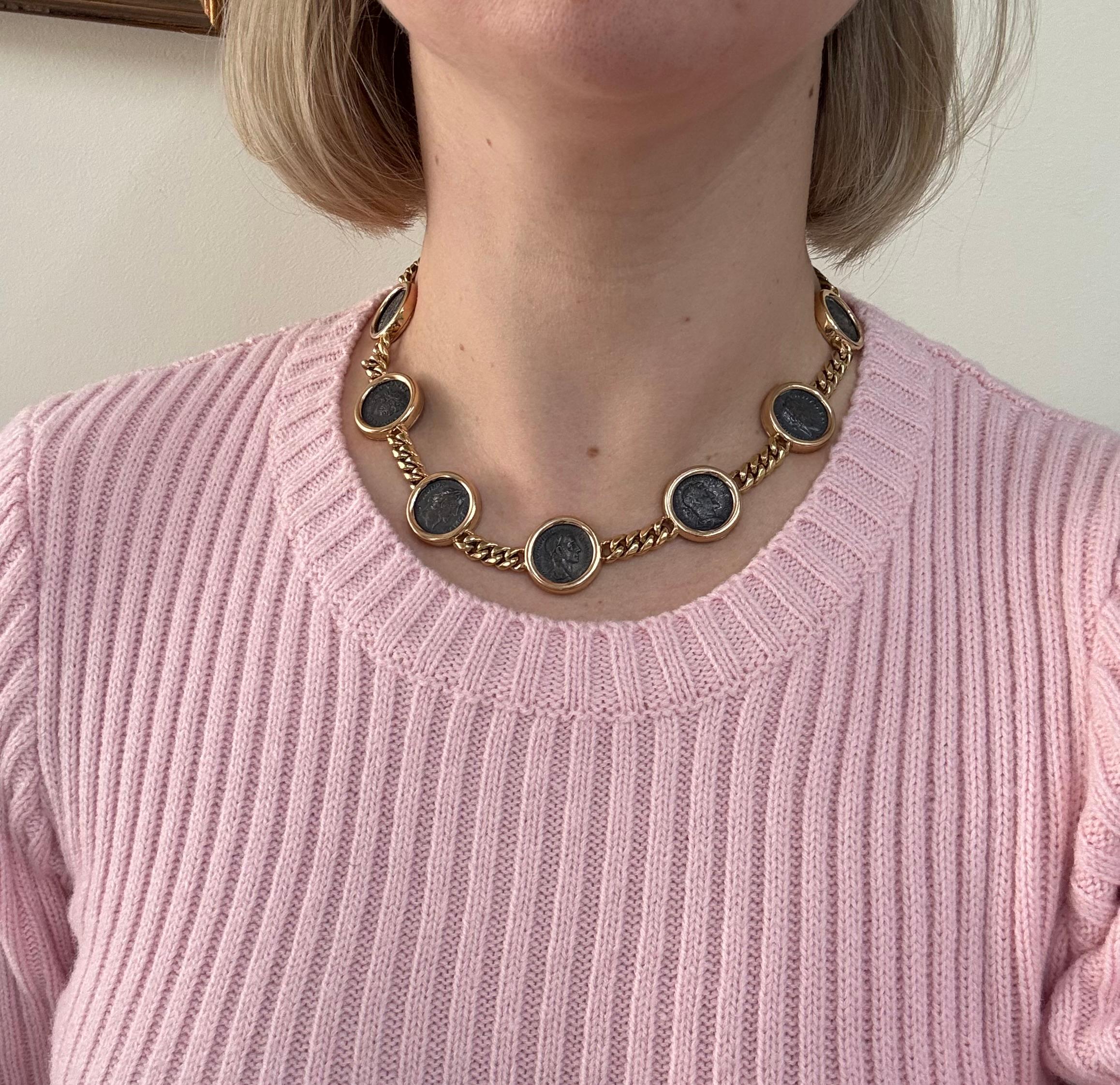 Bulgari Collier Monete 7 pièces anciennes en or rose et diamants en vente 6