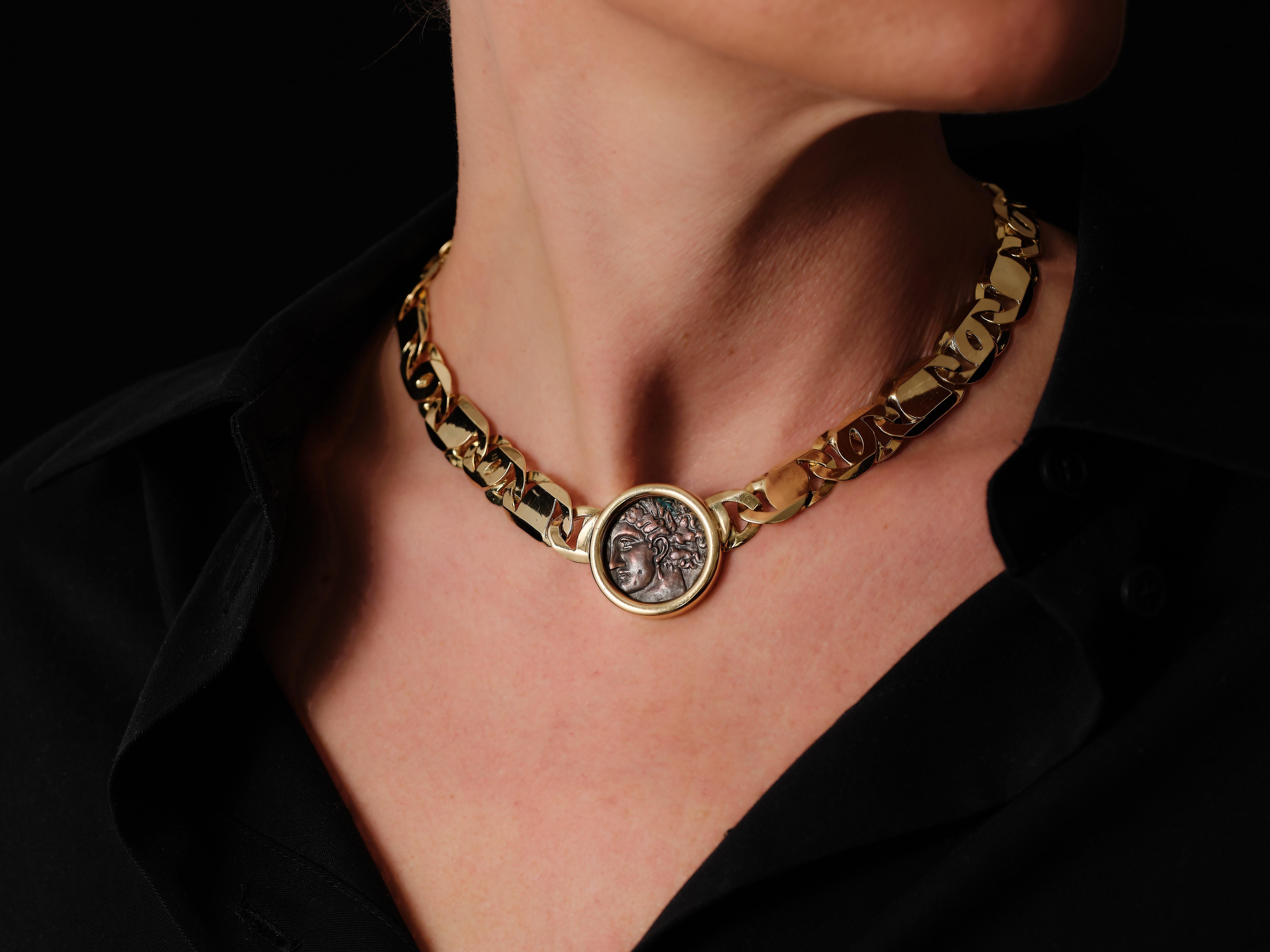 Bulgari 'Monete' gold Necklace, circa 1980 For Sale 1