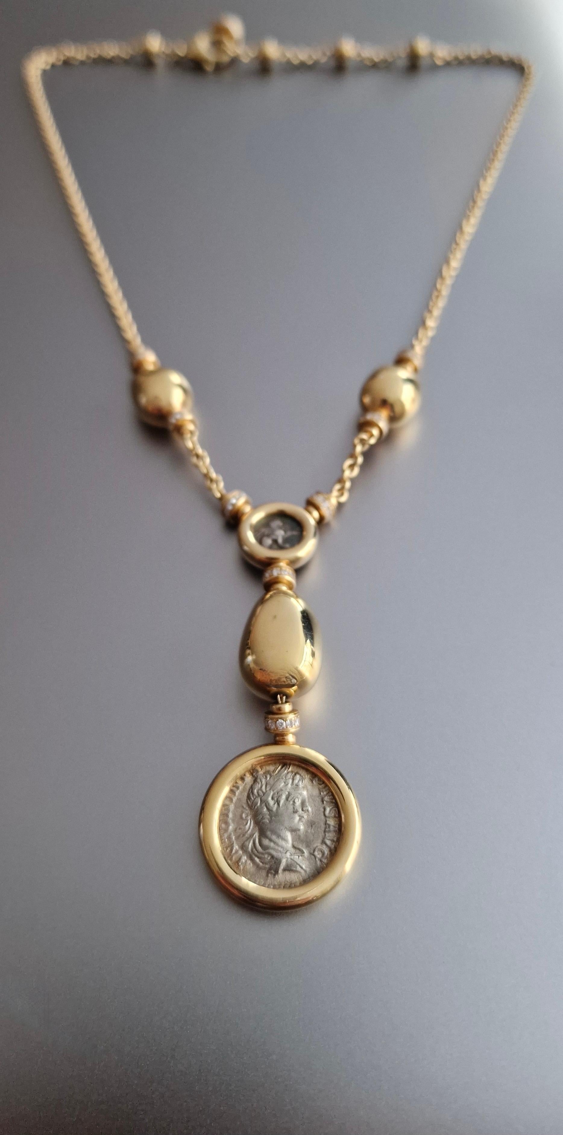 Collar Bulgari Monete Sassi Oro Amarillo 18K Romano clásico en venta