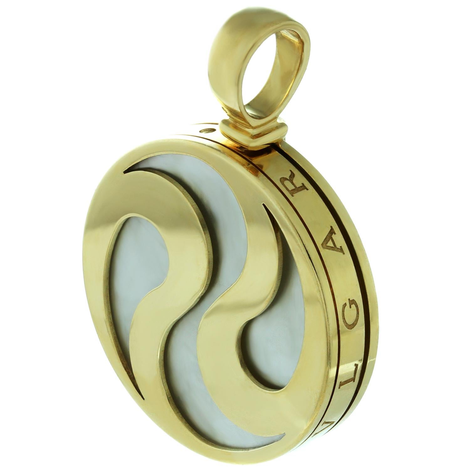 Bulgari Mother-of-Pearl Yellow Gold Ying Yang Spinning Pendant In Excellent Condition In New York, NY