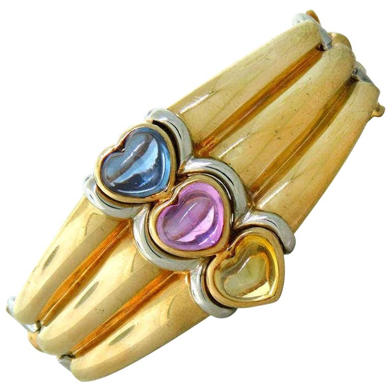 Bulgari Bracelet en forme de cœur en or et saphirs multicolores