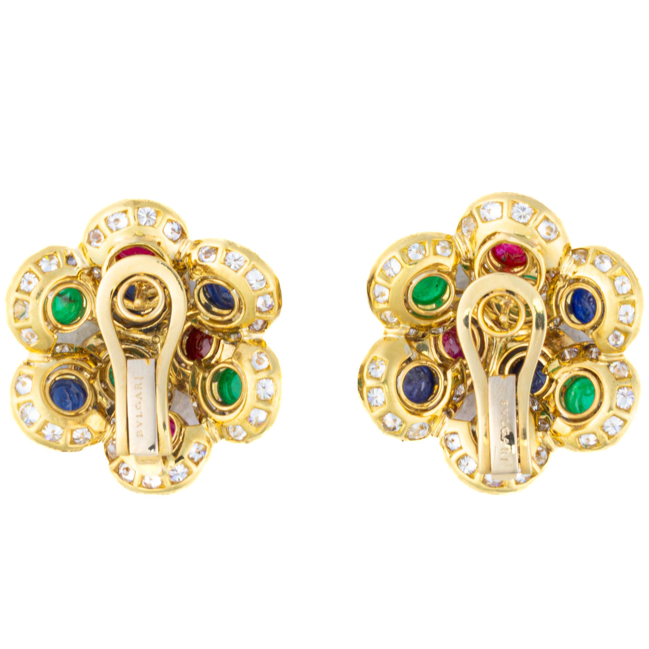 Orecchini Bulgari Multi Gem Cabochon e Diamante Floreale In condizioni ottime in vendita a New York, NY