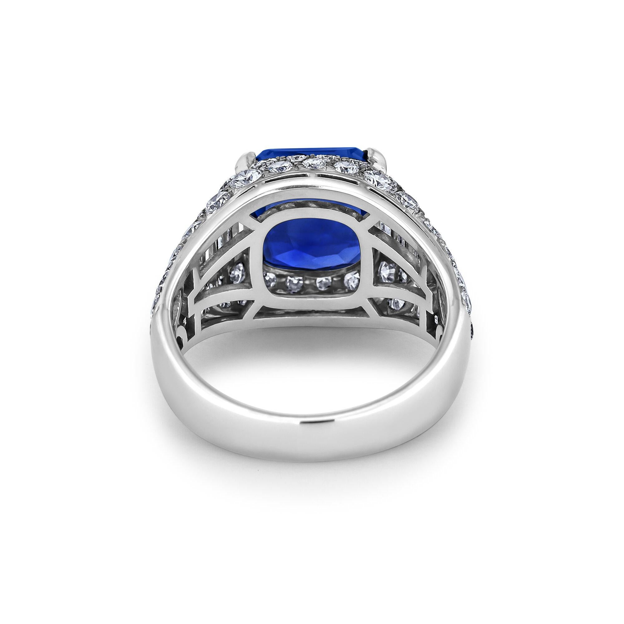 Contemporary Bulgari Natural Emerald Cut Burmese Sapphire Diamond Platinum Trombino Ring
