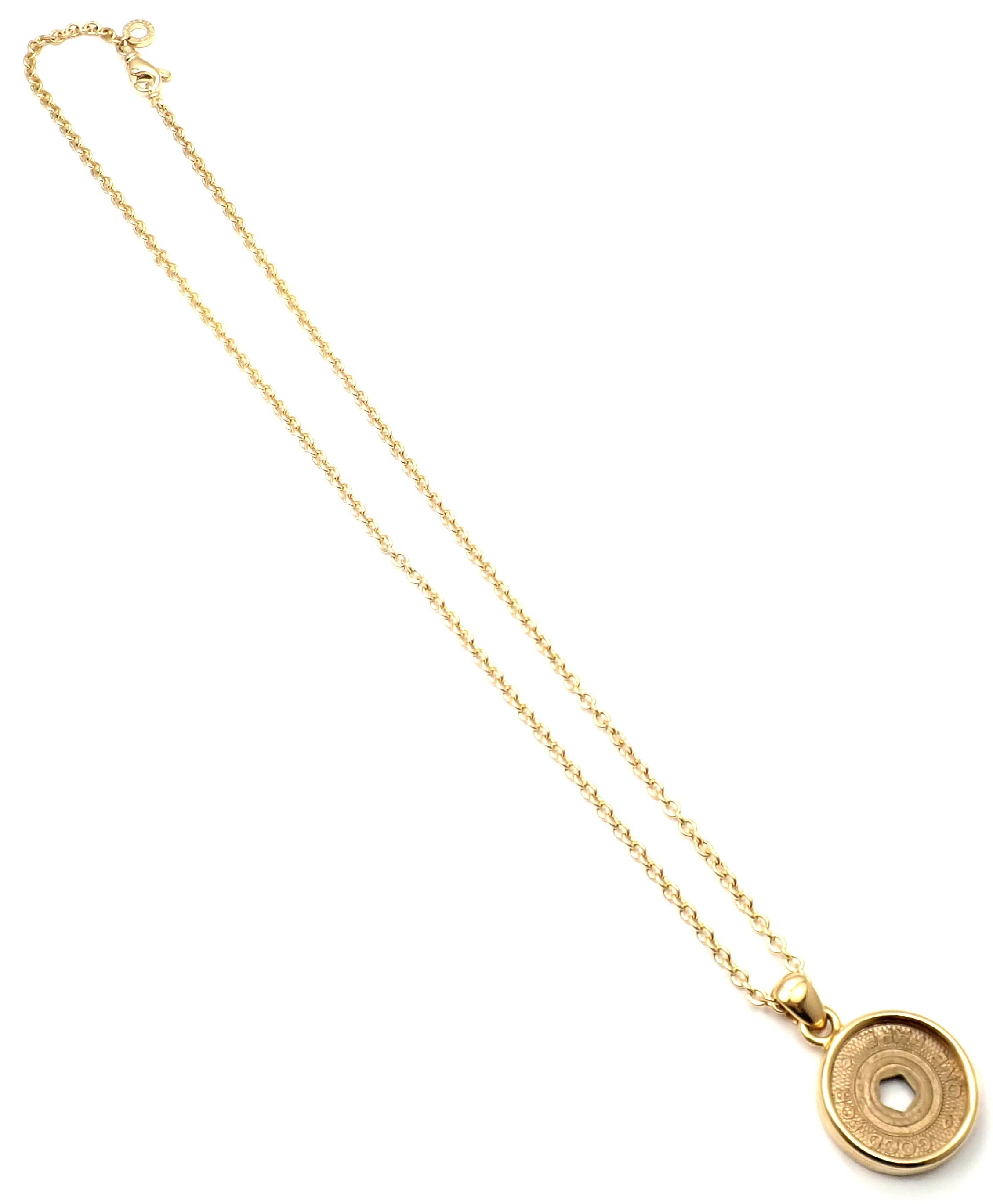 Bulgari NYC Subway Token Limited Edition Yellow Gold Pendant Necklace For Sale 2