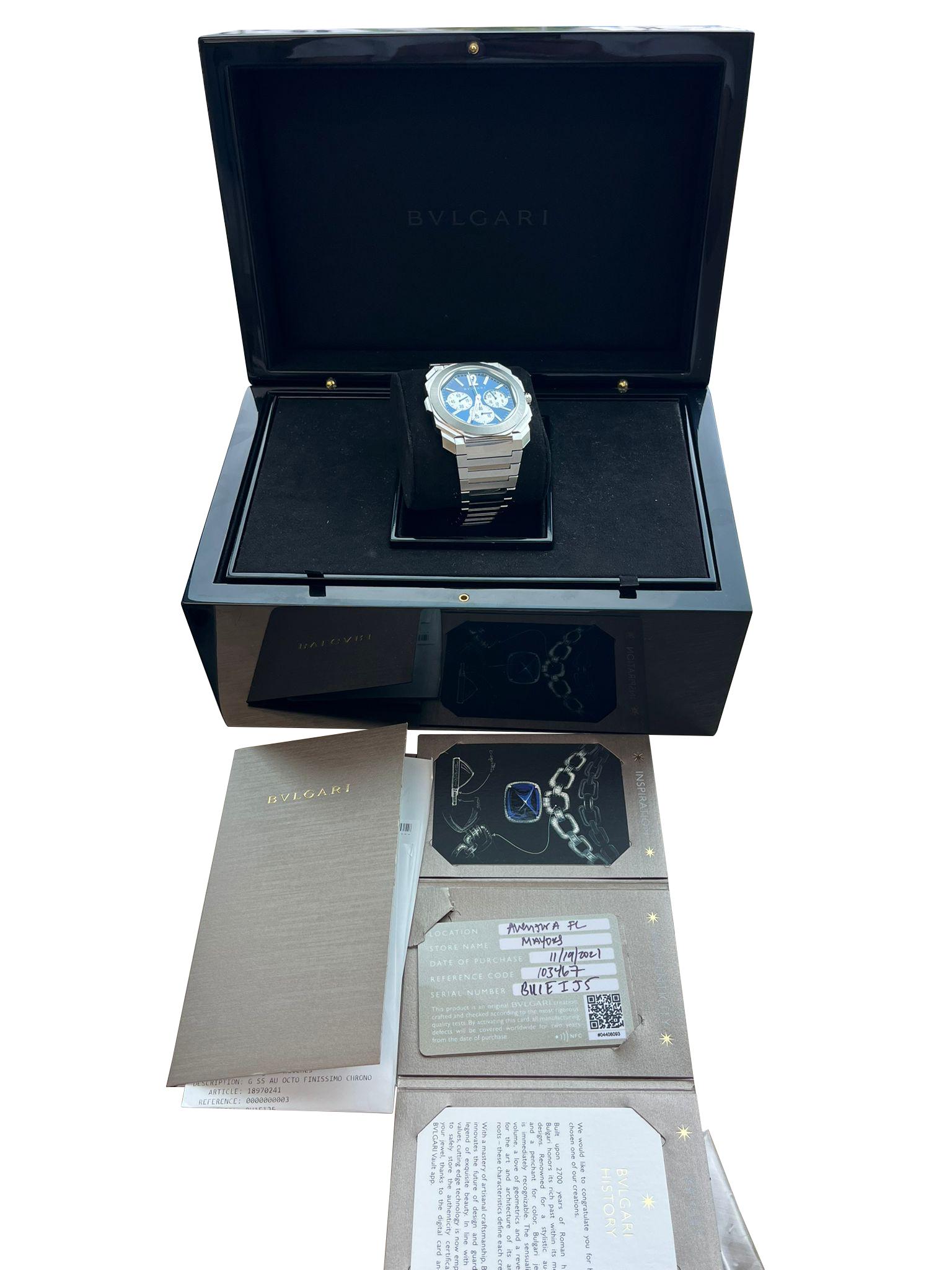 Bulgari Octo Finissimo Chronograph GMT watch with mechanical manufacture movement, automatic winding, chronograph GMT 24h, 43 mm stainless steel case ( 8.75 mm thick), transparent caseback, blue dial with satin-polished finishes and silver counters,