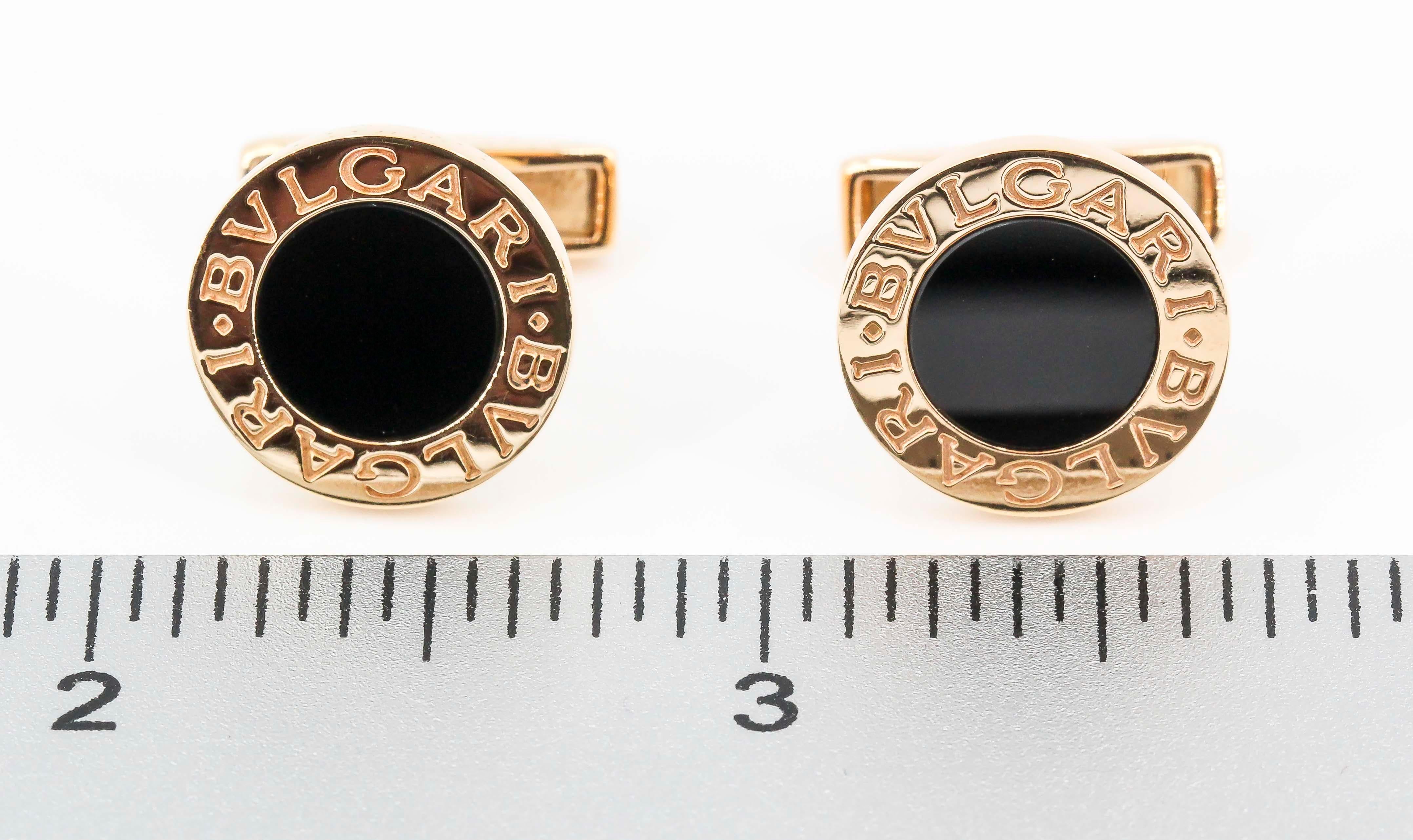 Bulgari Onyx and 18 Karat Gold Round Cufflinks In Excellent Condition In New York, NY