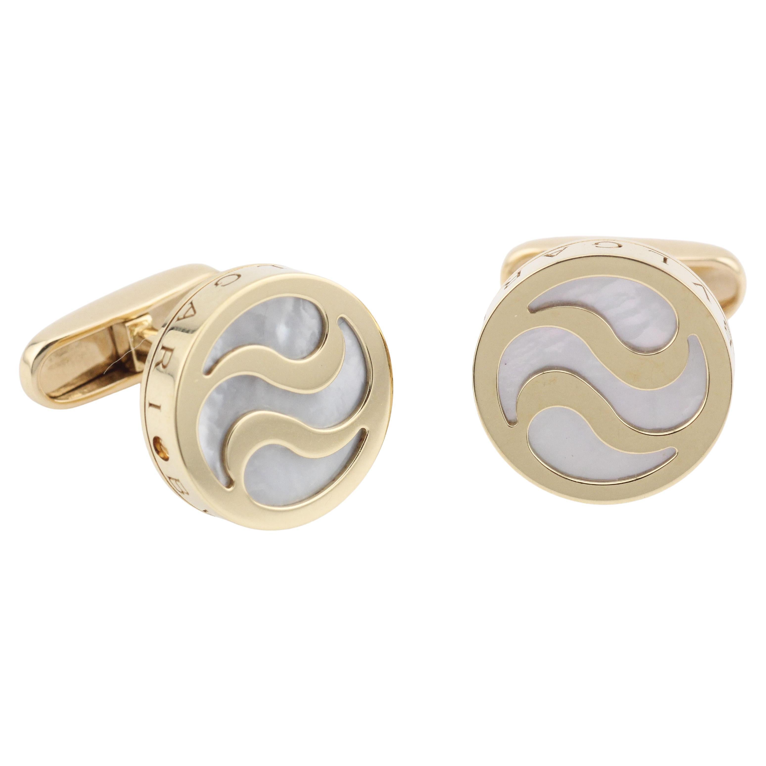 Bulgari Optische Perlenschalen-Manschettenknöpfe aus 18k Gold