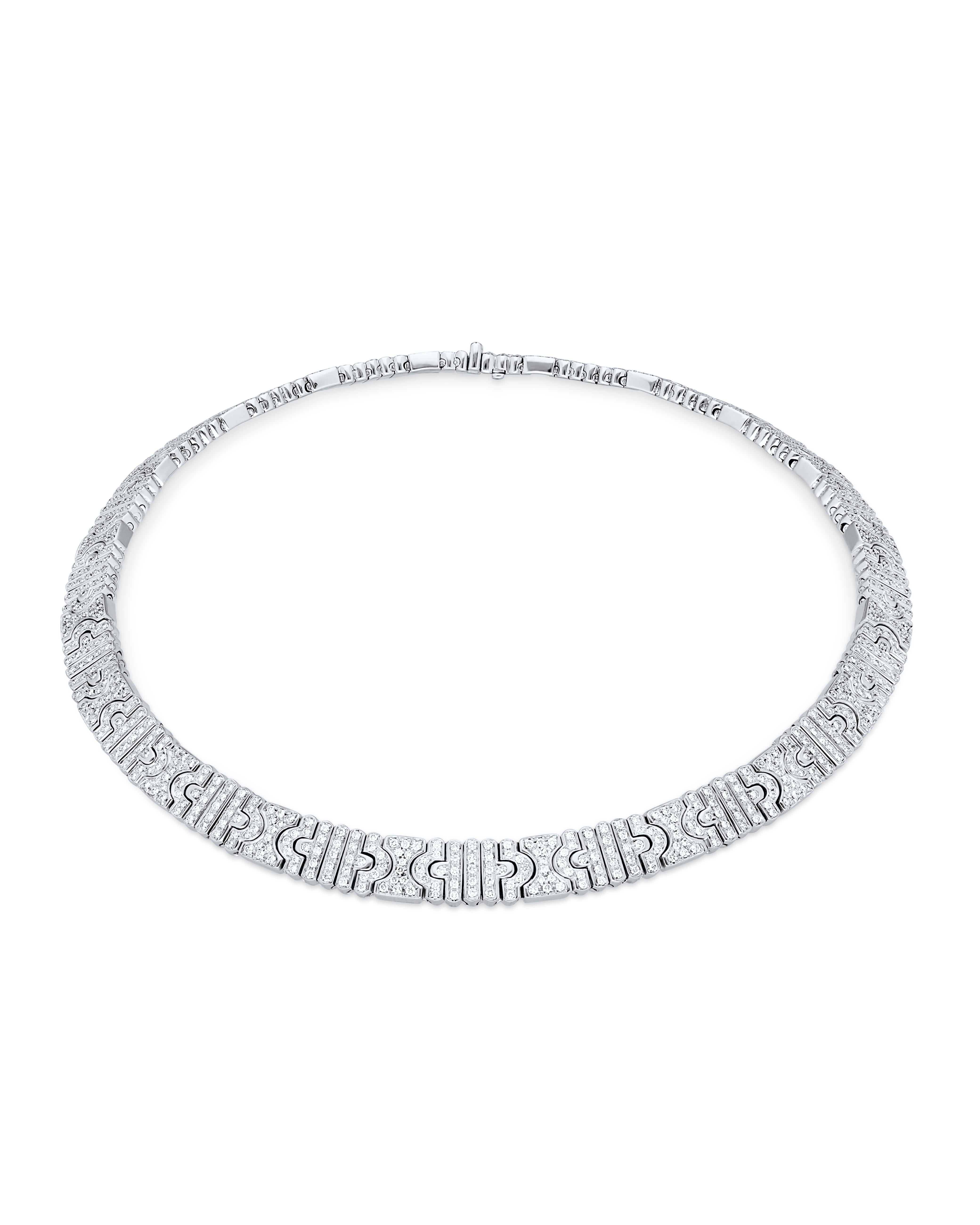Bulgari Parentesi Necklace Choker
The necklace is 18k White Gold
There are 8.60 Carats in White Diamonds
The necklace is 3/8