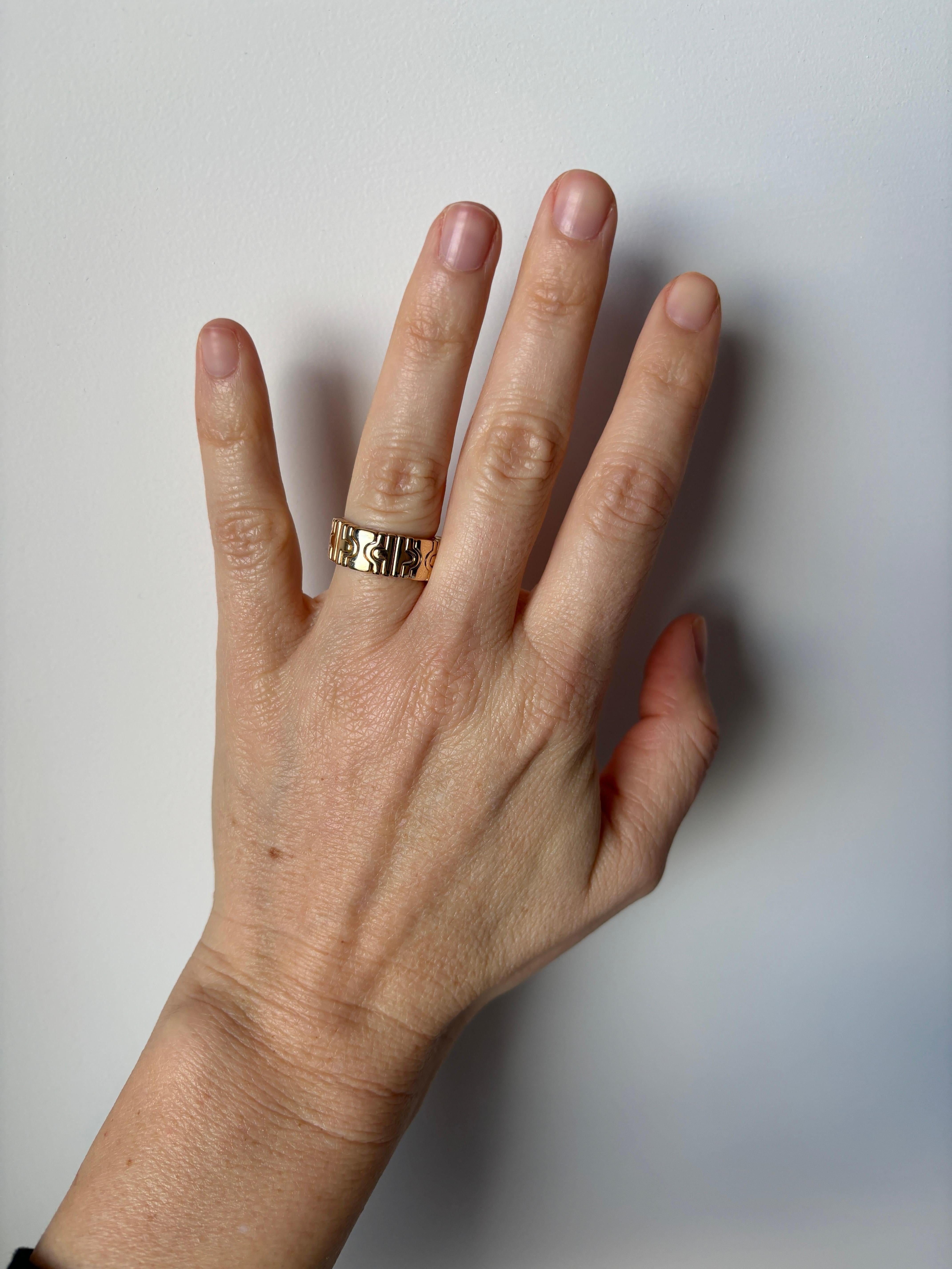 Women's or Men's Bulgari Parentesi Gold Ring For Sale