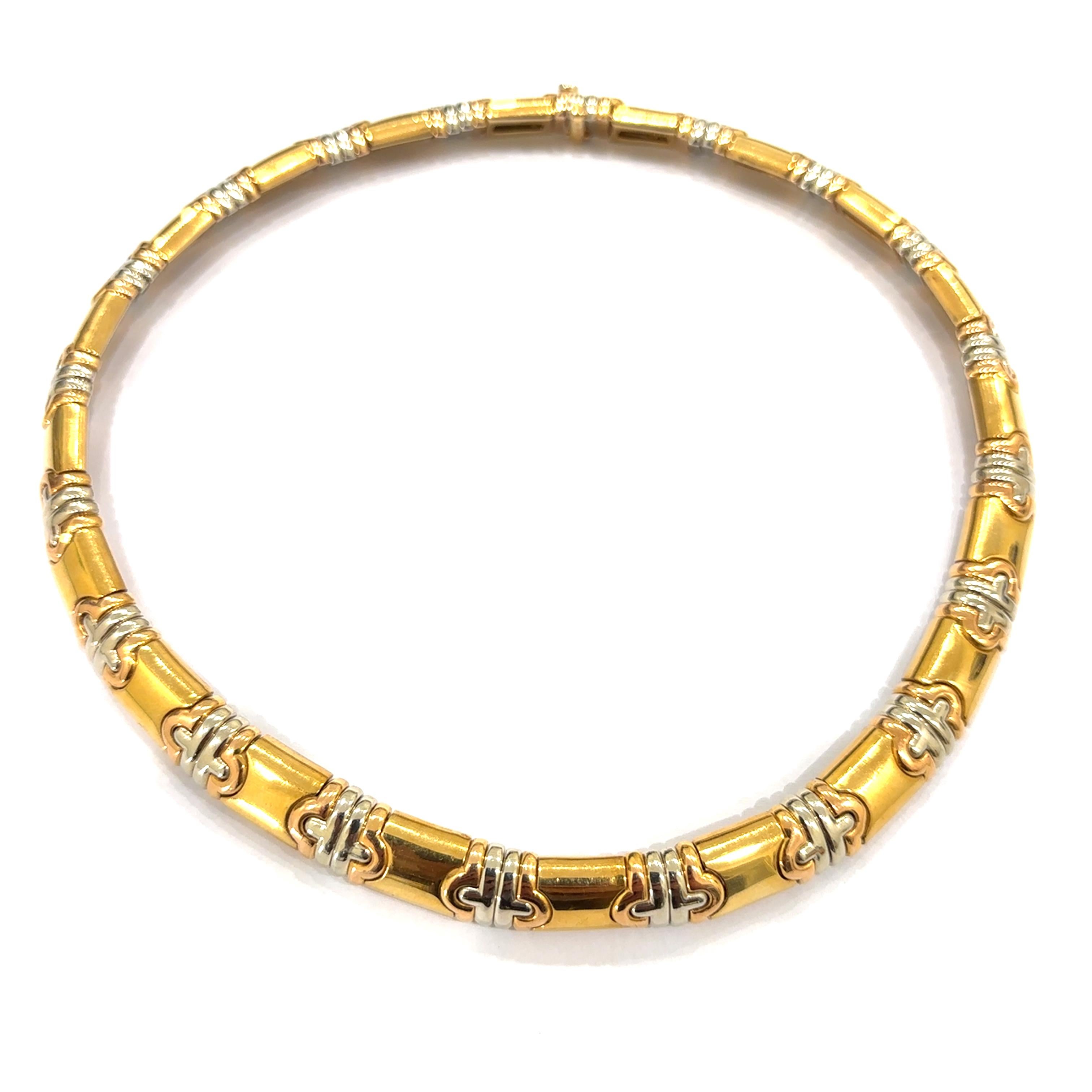 Bulgari Parentesi Three Color Gold  Necklace In Excellent Condition For Sale In Napoli, NA