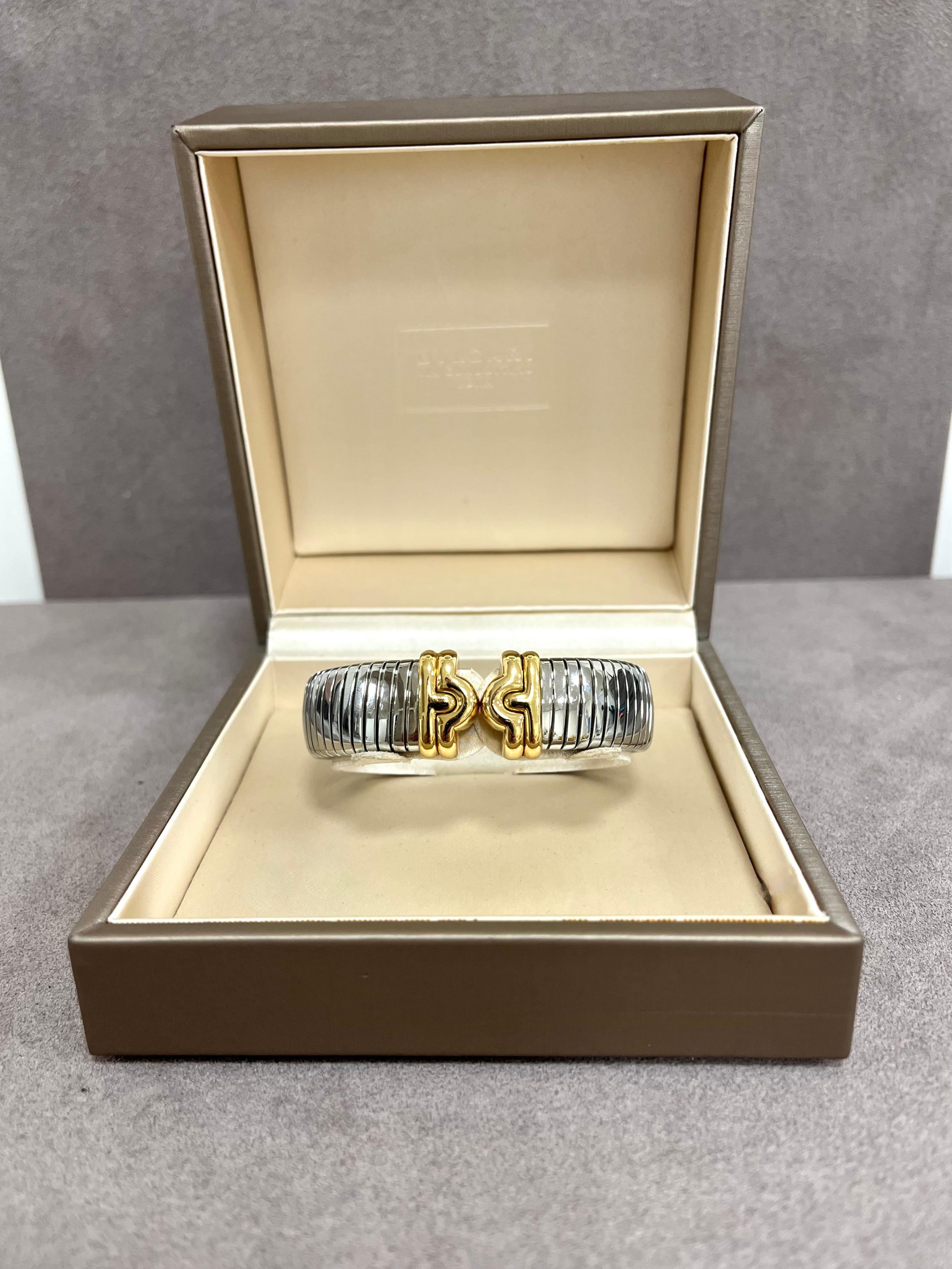 Bulgari Parentesi Tubogas 18 Karat Yellow Gold Steel Bangle In Excellent Condition For Sale In Rome, IT