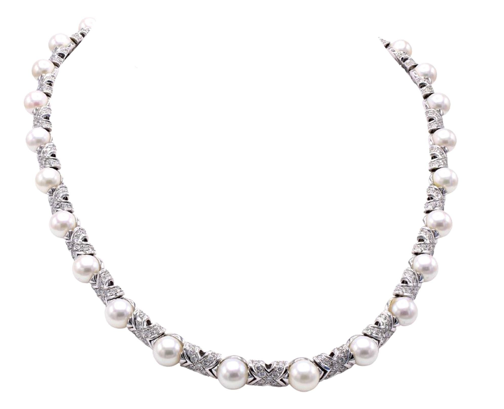 Beautifully designed and masterfully handcrafted by the iconic Italian jewelry house Bulgari, this wonderful necklace features bright white and sparkly round brilliant cut diamonds embellished by white lustrous pearls all set in 18 karat white gold.