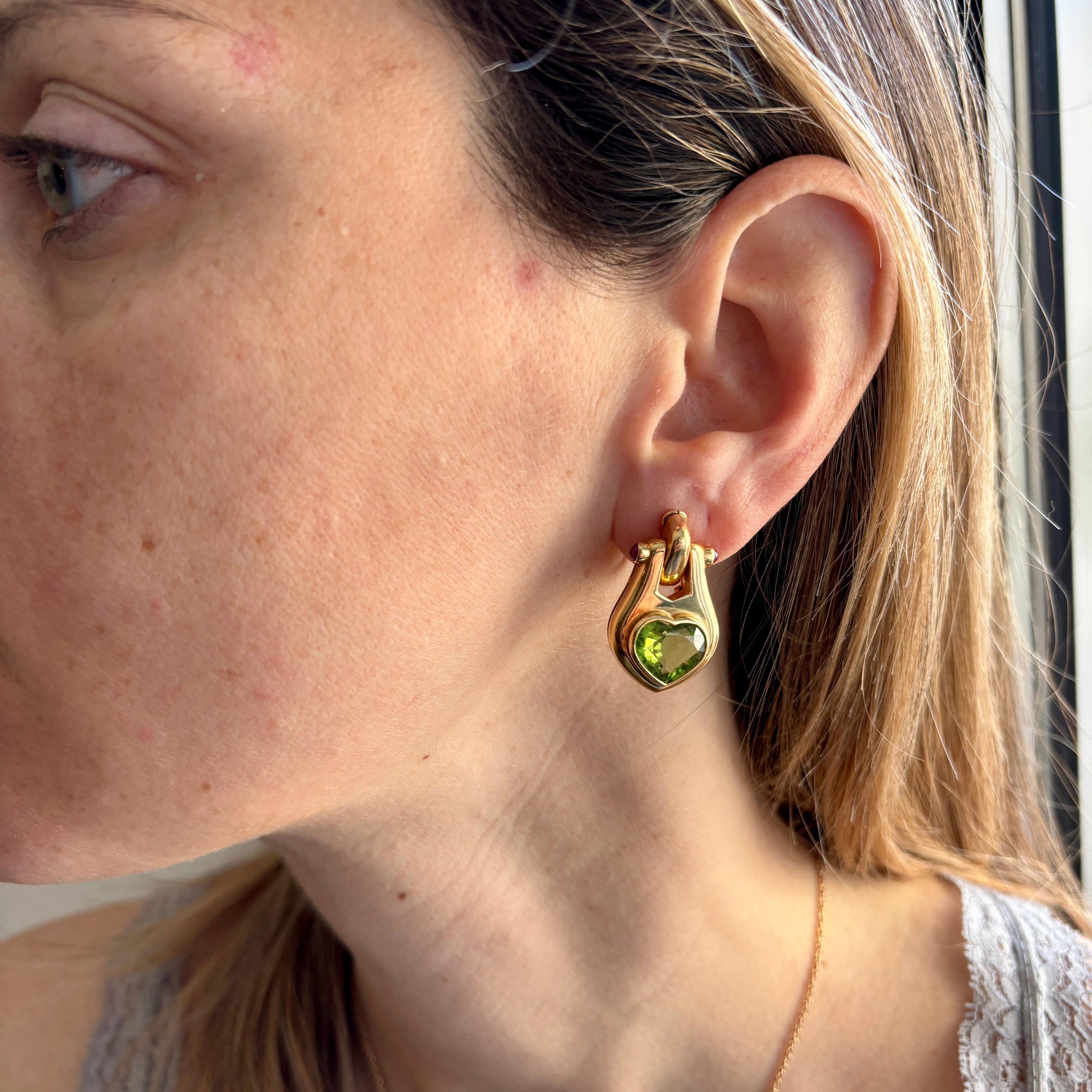 Bulgari Peridot Ruby 18 Karat Yellow Gold Earrings For Sale 1