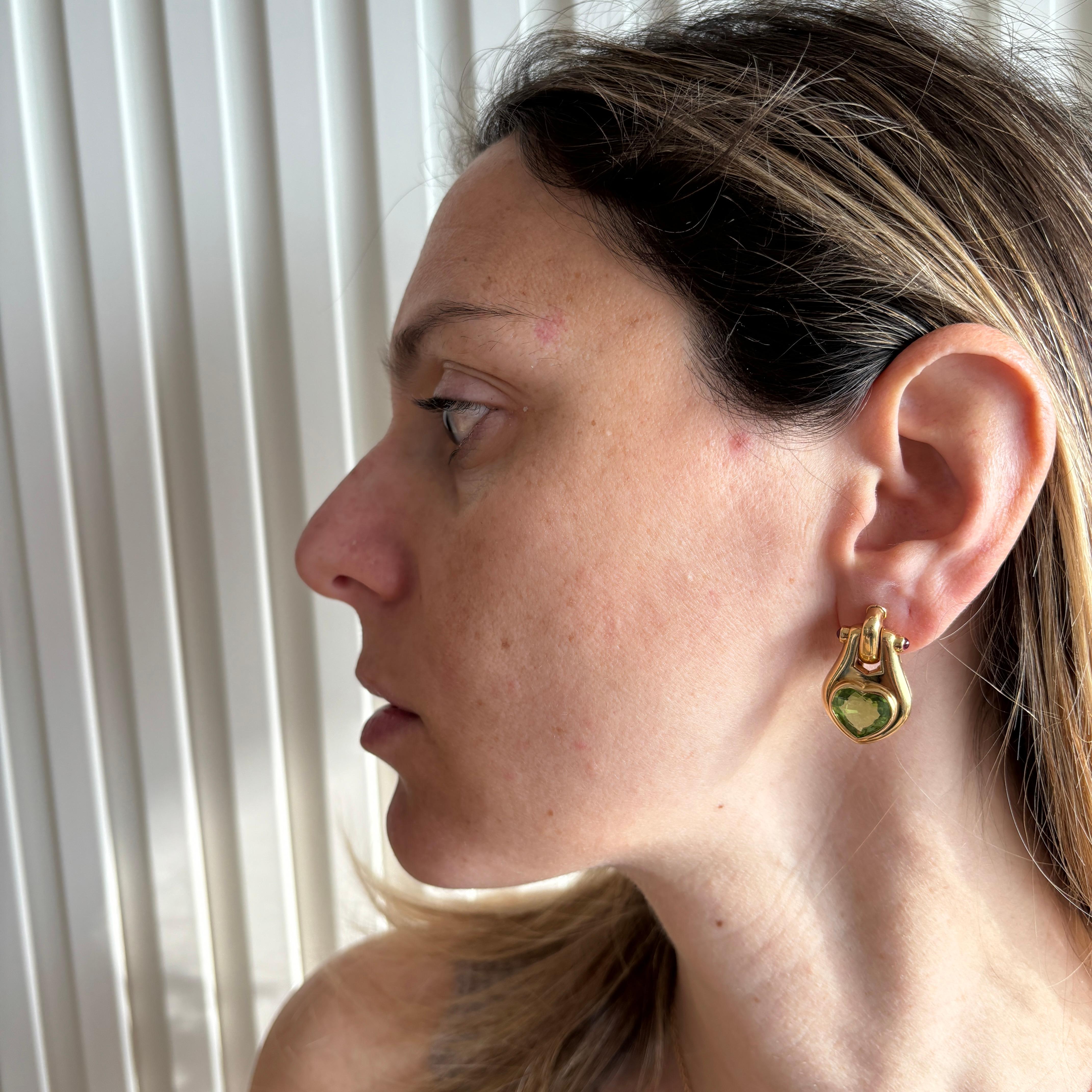 Bulgari Peridot Ruby 18 Karat Yellow Gold Earrings For Sale 4