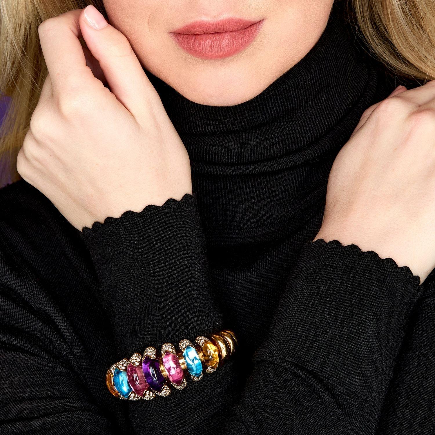 Taille cabochon Bulgari Manchette Celtaura en tourmaline rose, améthyste, topaze bleue et citrine en vente
