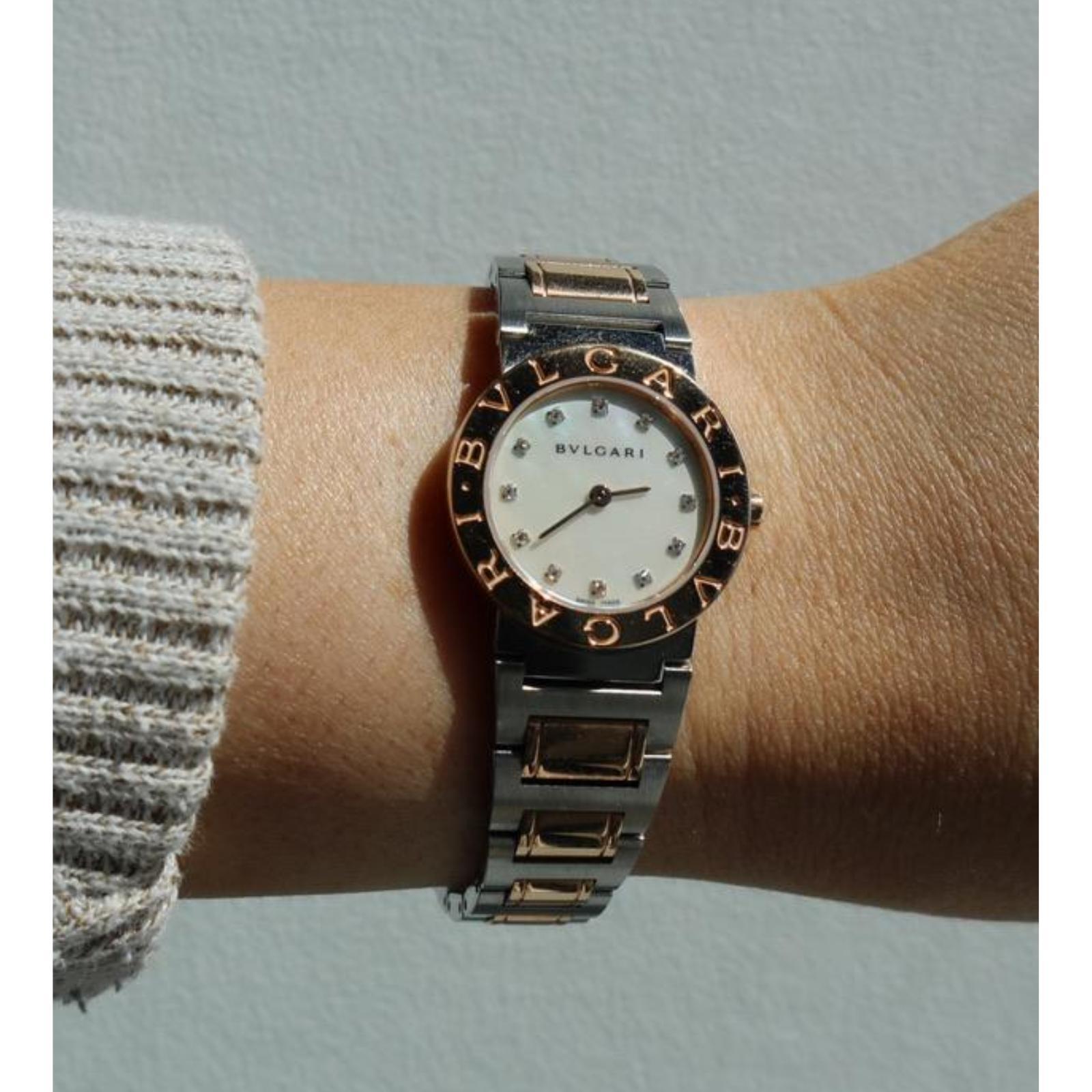 Bulgari Quarz Perlmutt und Diamant Damenuhr im Angebot 14