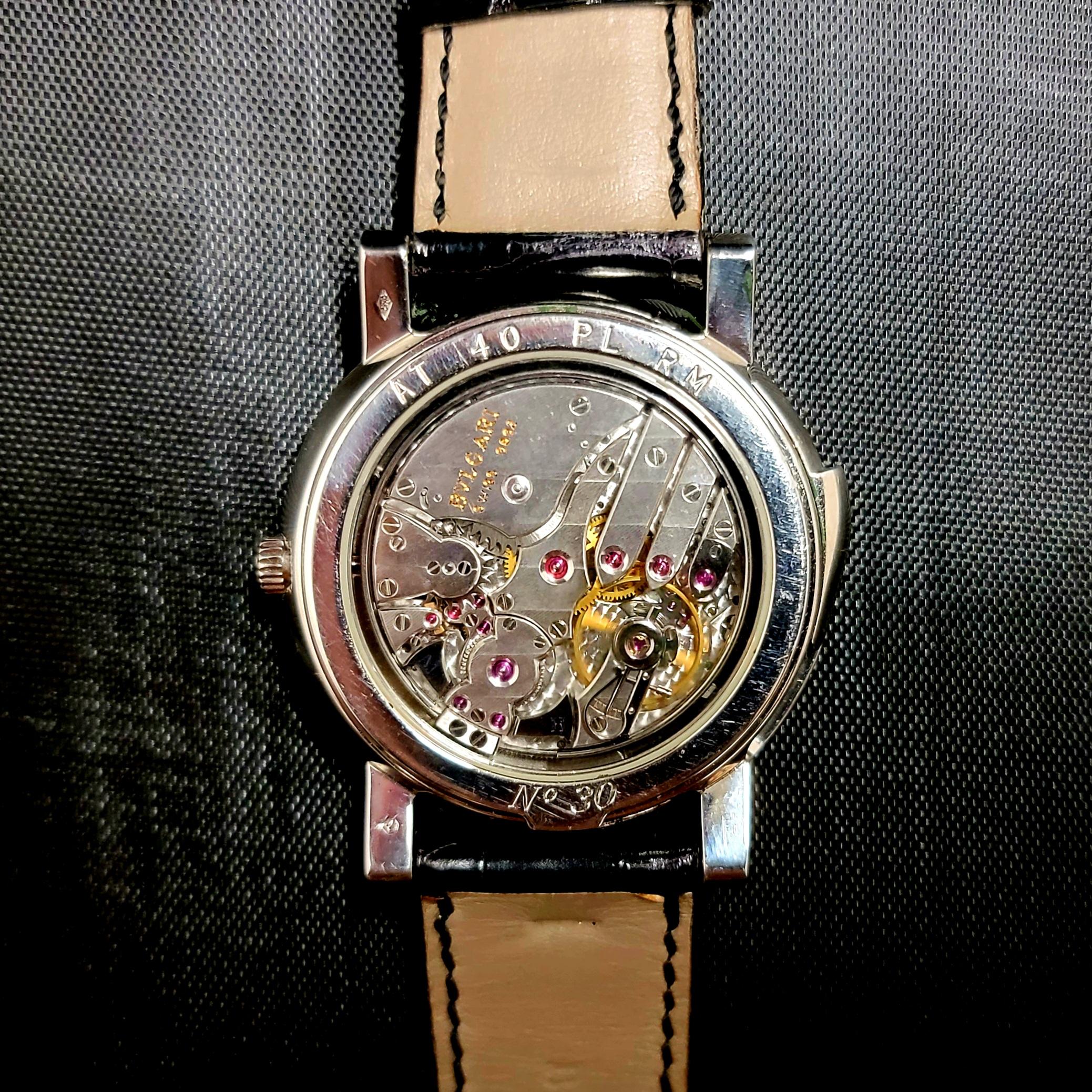 Bulgari, grande montre-bracelet Minute Repeater rare pour homme en platine Bon état - En vente à New York, NY