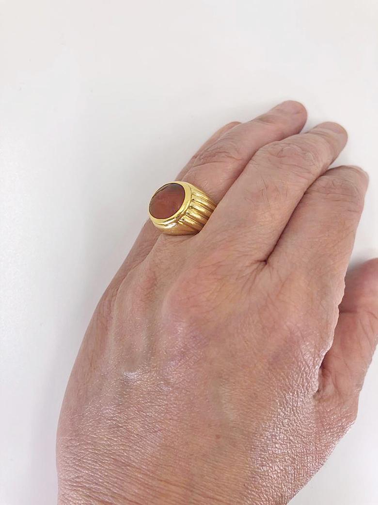 Women's or Men's Bulgari Roman Intaglio Carnelian Yellow Gold Bombe Ring