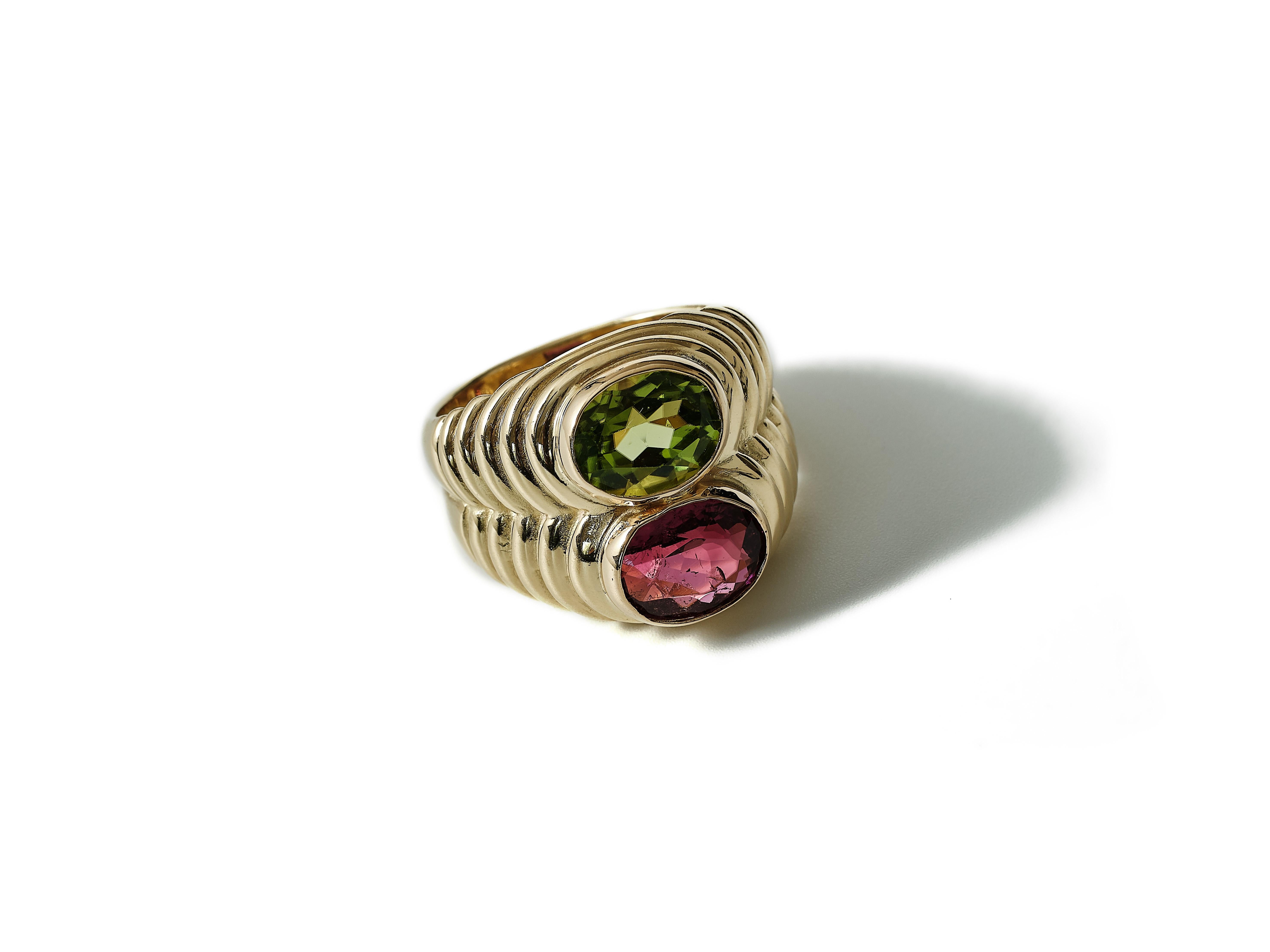 Bulgari Rubellite and Peridot Doppio Ring Circa 1980 3