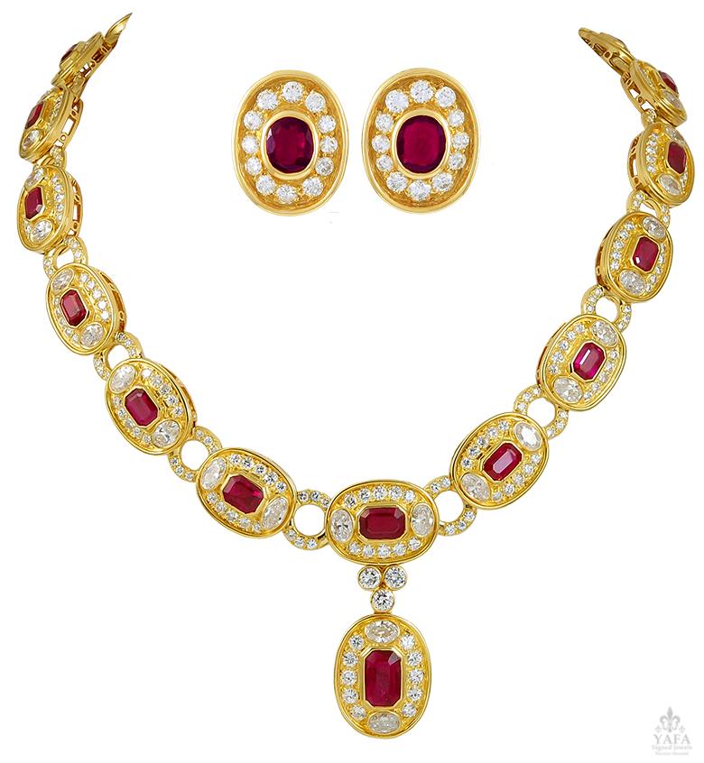 Bulgari Set aus Rubin-Diamant-Gold-Halskette und Ohrring im Zustand „Gut“ im Angebot in New York, NY