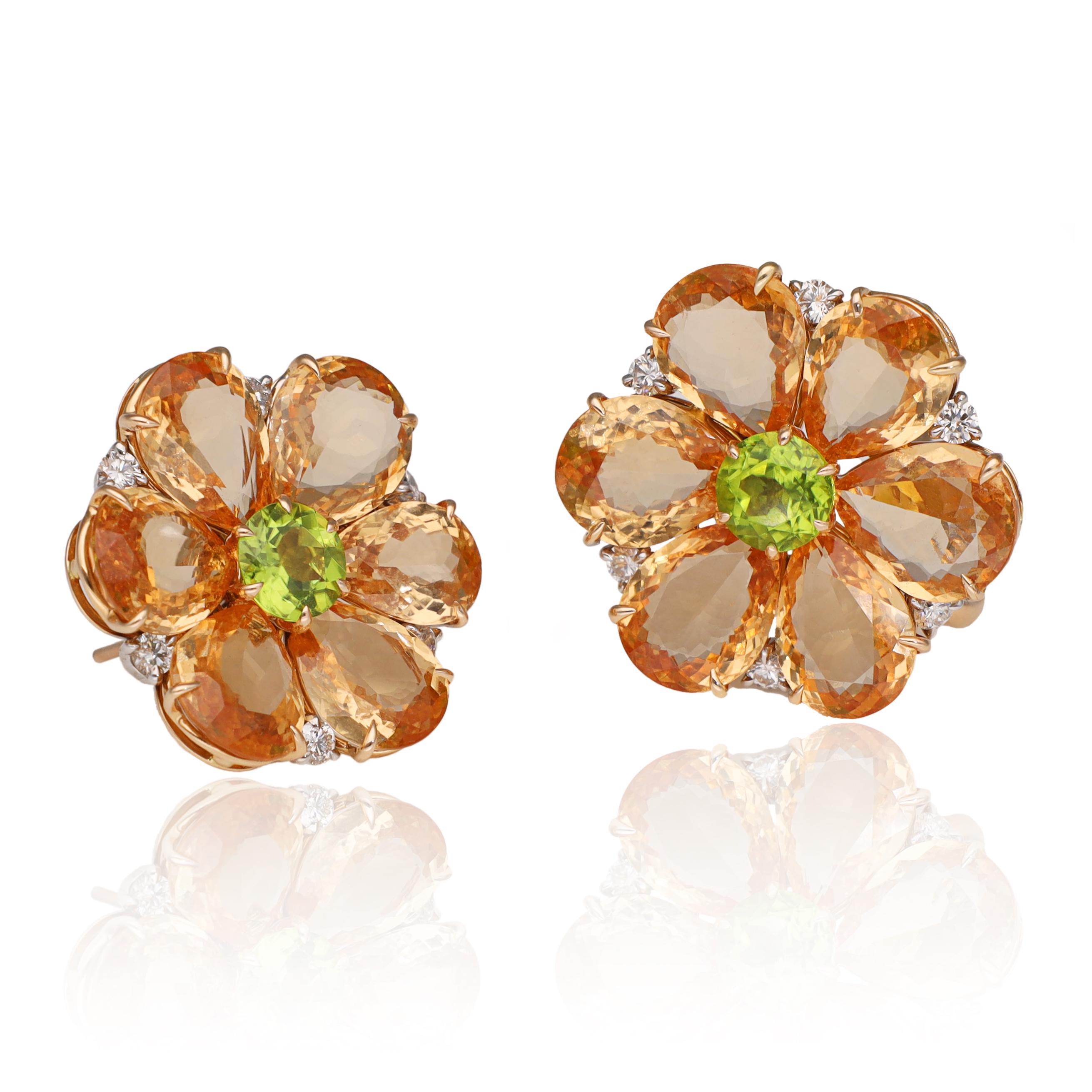 BULGARI Sapphire Flower Earrings In Excellent Condition For Sale In New York, NY
