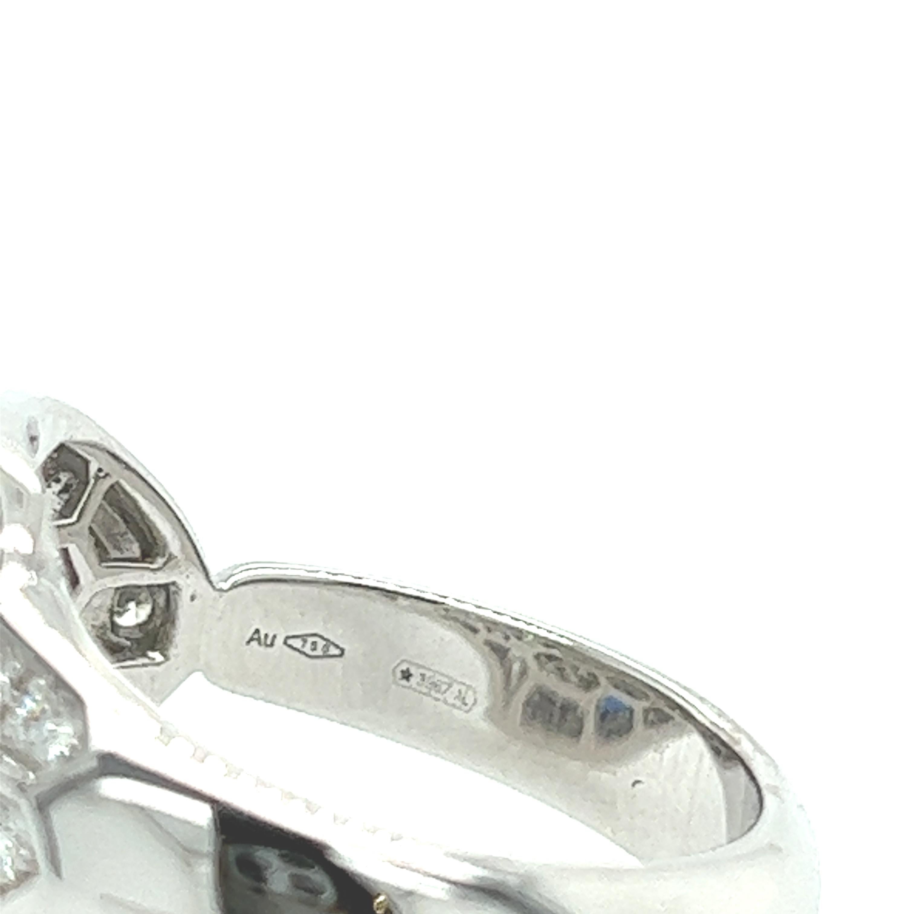 For Sale:  Bulgari Serpenti 18K White Gold Diamond and Sapphire Statement Ring 5
