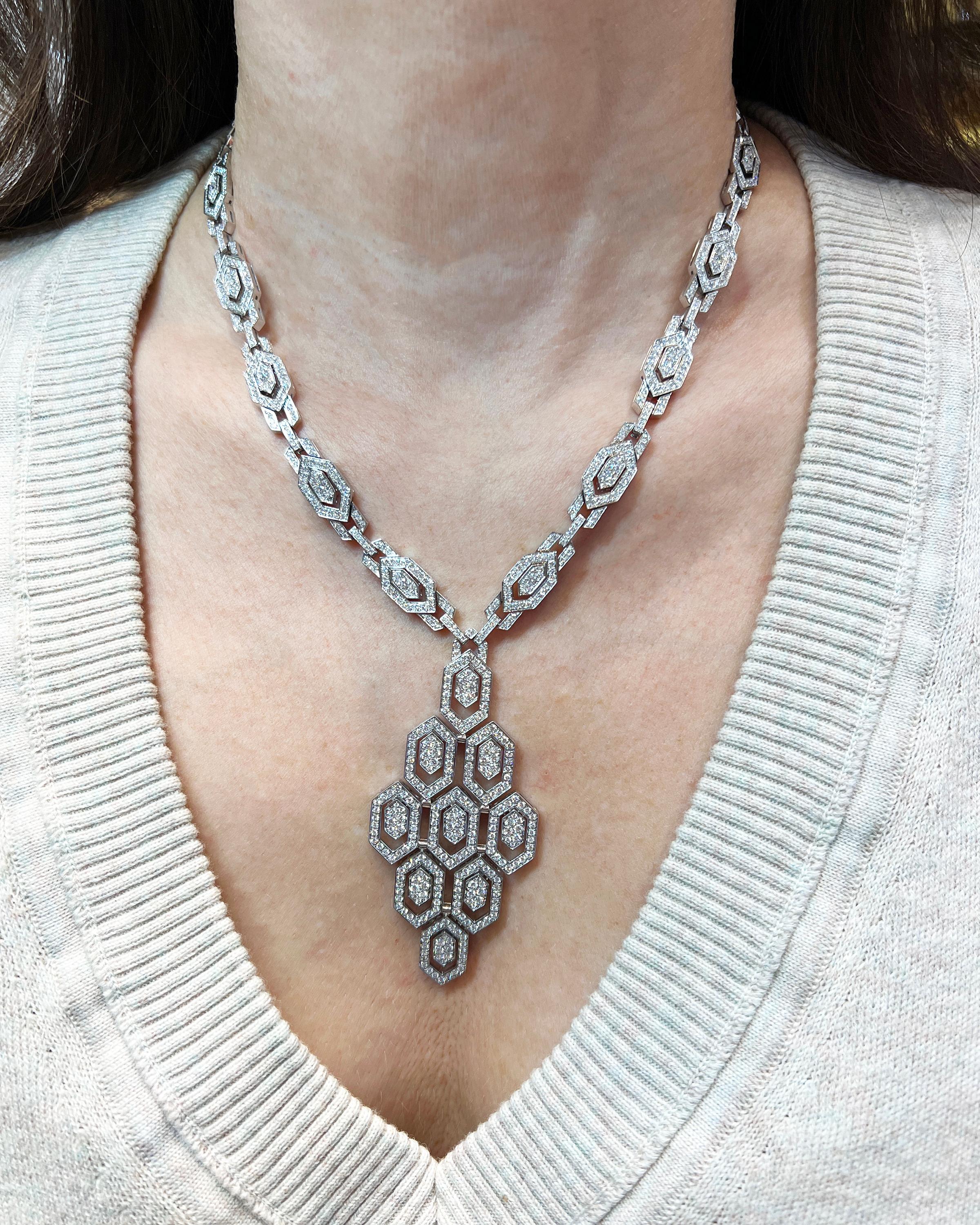 Bulgari Serpenti Collana Diamant-Halskette im Zustand „Hervorragend“ im Angebot in New York, NY