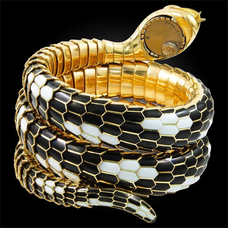 Bulgari Serpenti Diamond Enamel Serpenti-Bracelet Watch In Good Condition In New York, NY