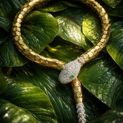 Bulgari Serpenti Necklace in 18k yellow, white gold, emerald and diamonds