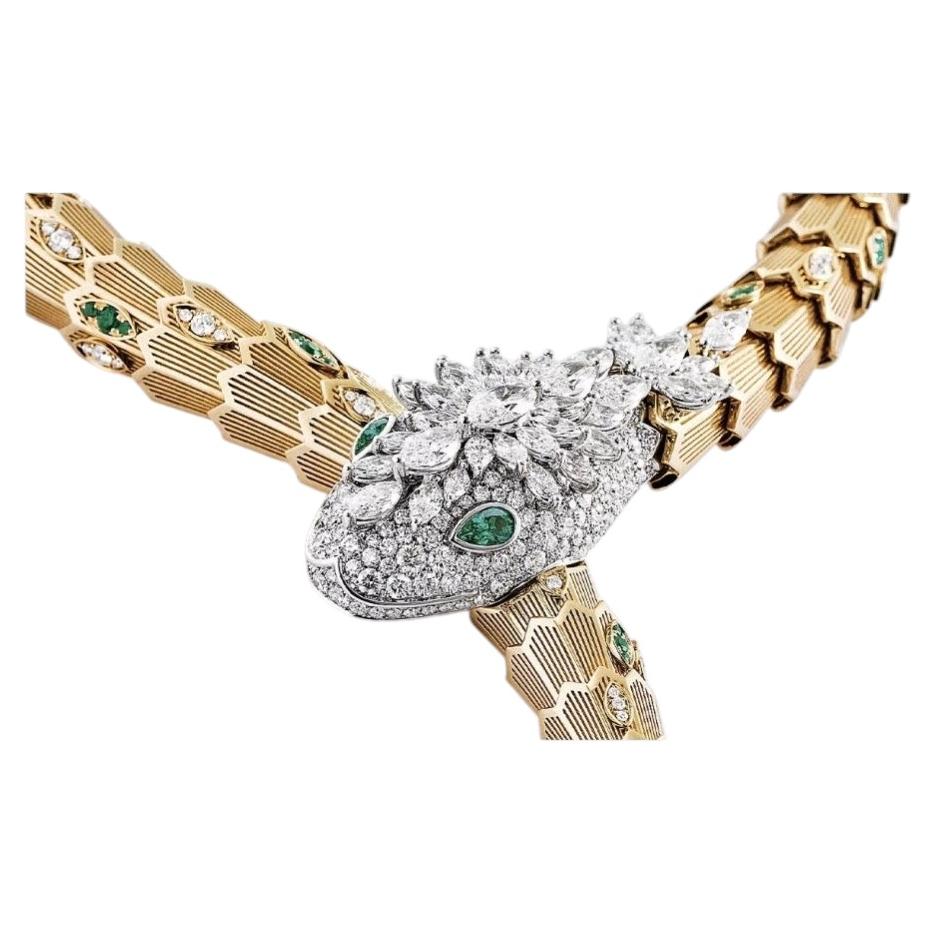 Bulgari Serpenti Necklace in 18k yellow, white gold, emerald and diamonds