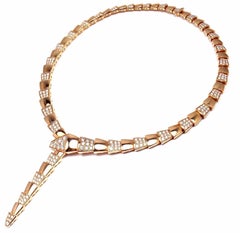 Bulgari - Collier Serpenti en or rose pavé de diamants