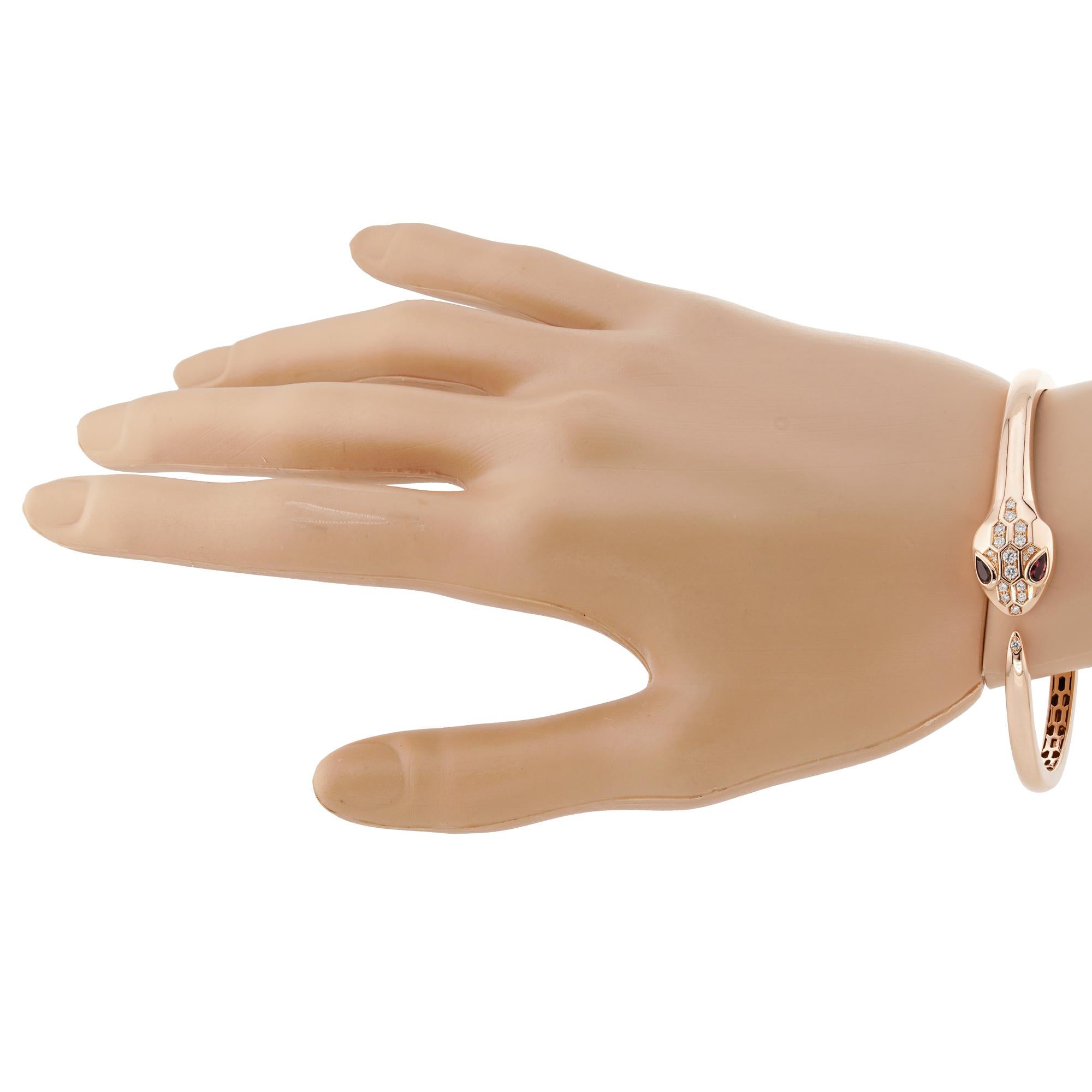 BULGARI Serpenti Seduttori Diamant 18k Rose Gold Medium Armband im Zustand „Hervorragend“ im Angebot in New York, NY