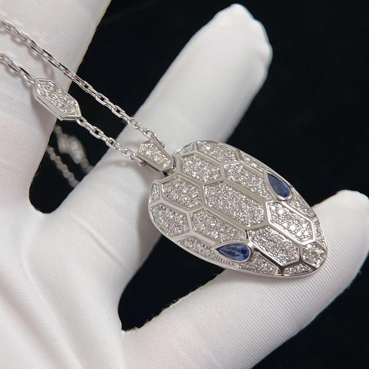 Collar Bulgari Serpenti Seduttori Serpiente Zafiro Azul Diamante Oro Blanco 18K en venta 4