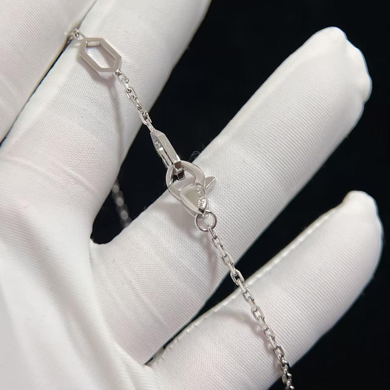 Collar Bulgari Serpenti Seduttori Serpiente Zafiro Azul Diamante Oro Blanco 18K en venta 8