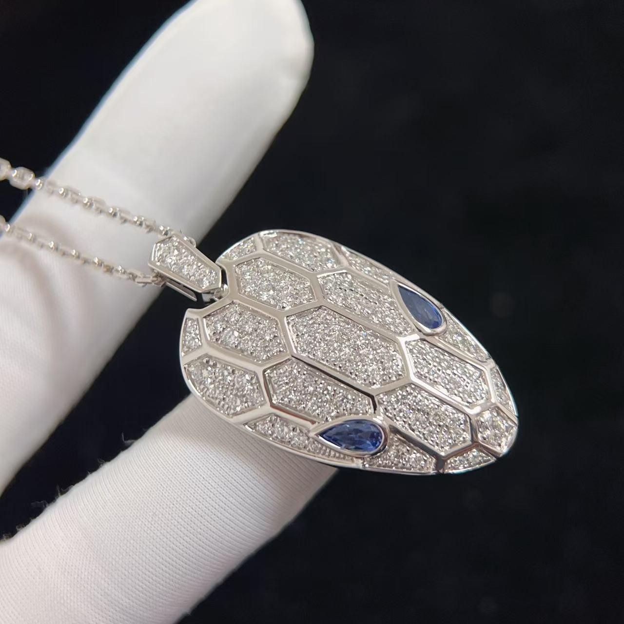 Collar Bulgari Serpenti Seduttori Serpiente Zafiro Azul Diamante Oro Blanco 18K en venta 2