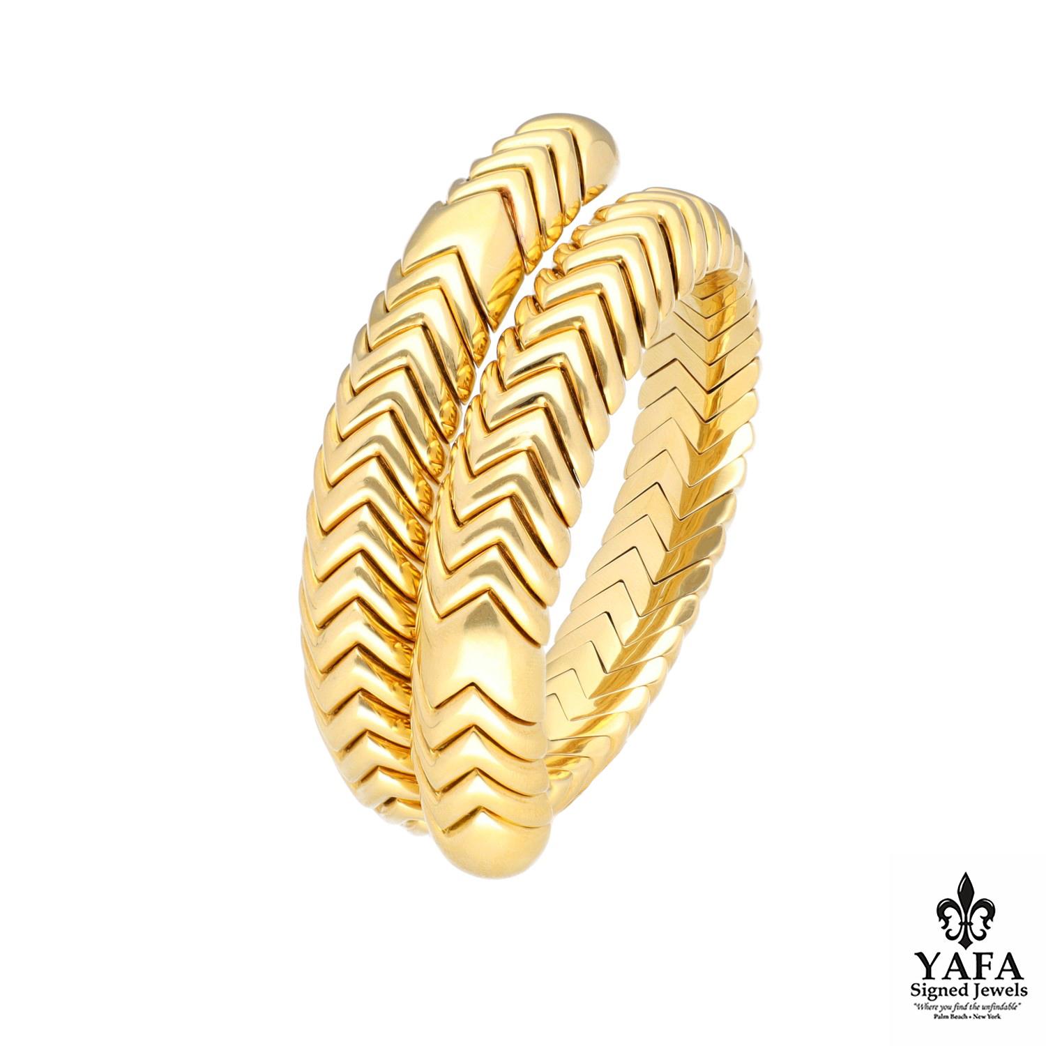 From the iconic Bvlgari Spiga Collection, a double row flexible bracelet designed with 18K yellow gold chevron links. Signed Bvlgari; circa 1980s

Vintage and Estate Collection