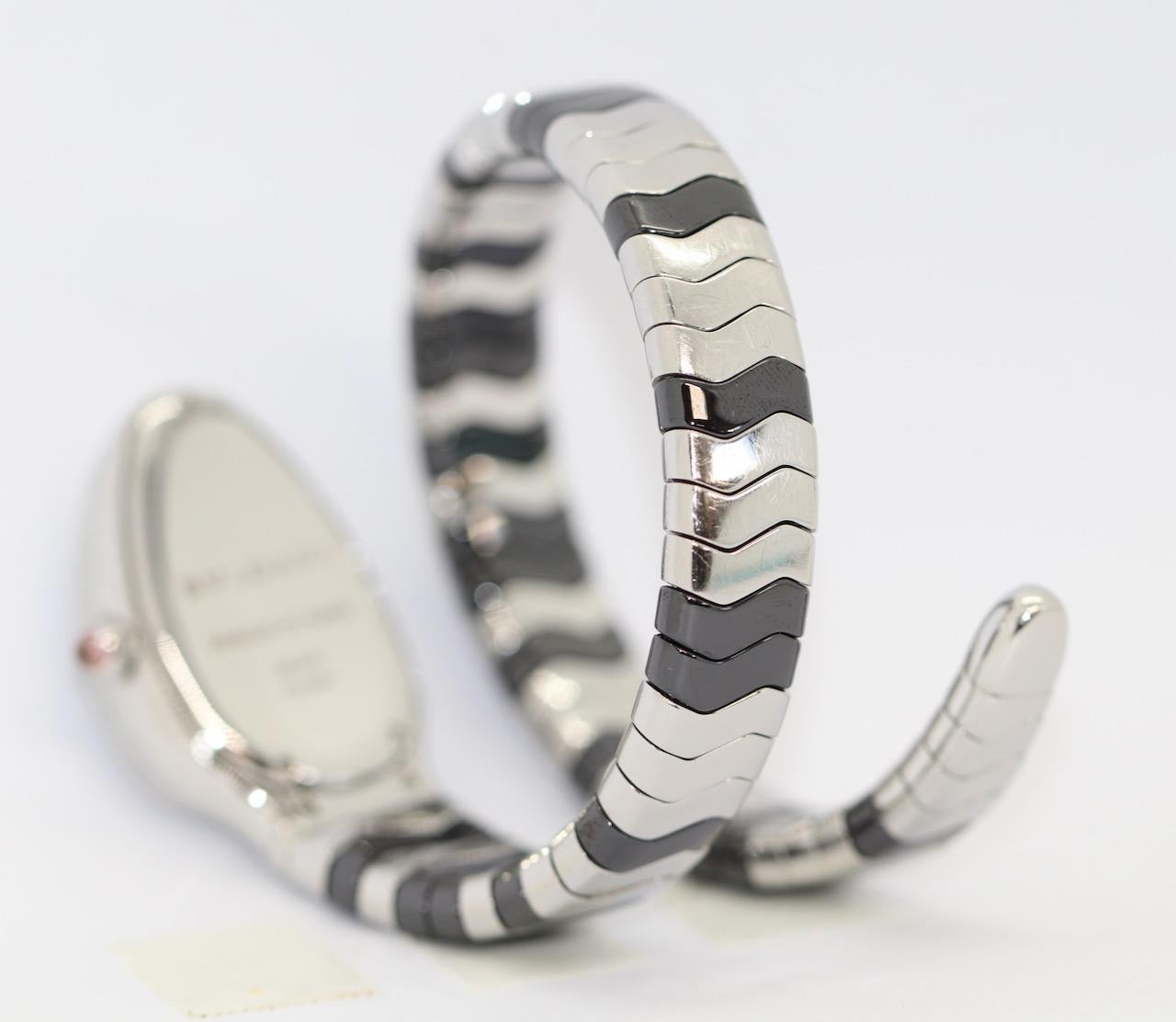Bulgari Serpenti Spiga Tubogas DamenschlangenWatch, mit Diamanten, schwarze Keramik 2