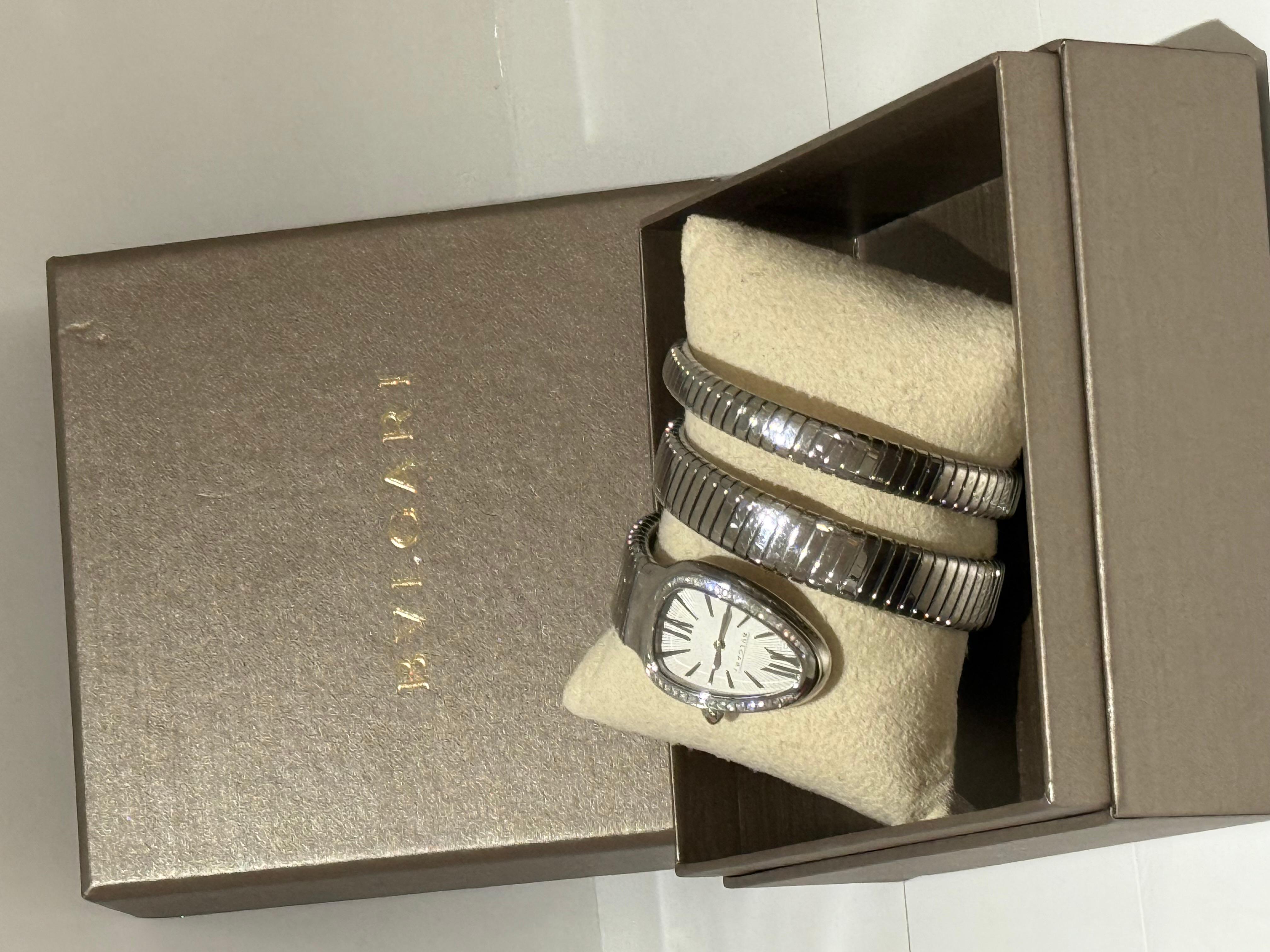 Bulgari Serpenti Tubogas Doppia Spirale Acciaio e Diamanti  Guarda in vendita 2