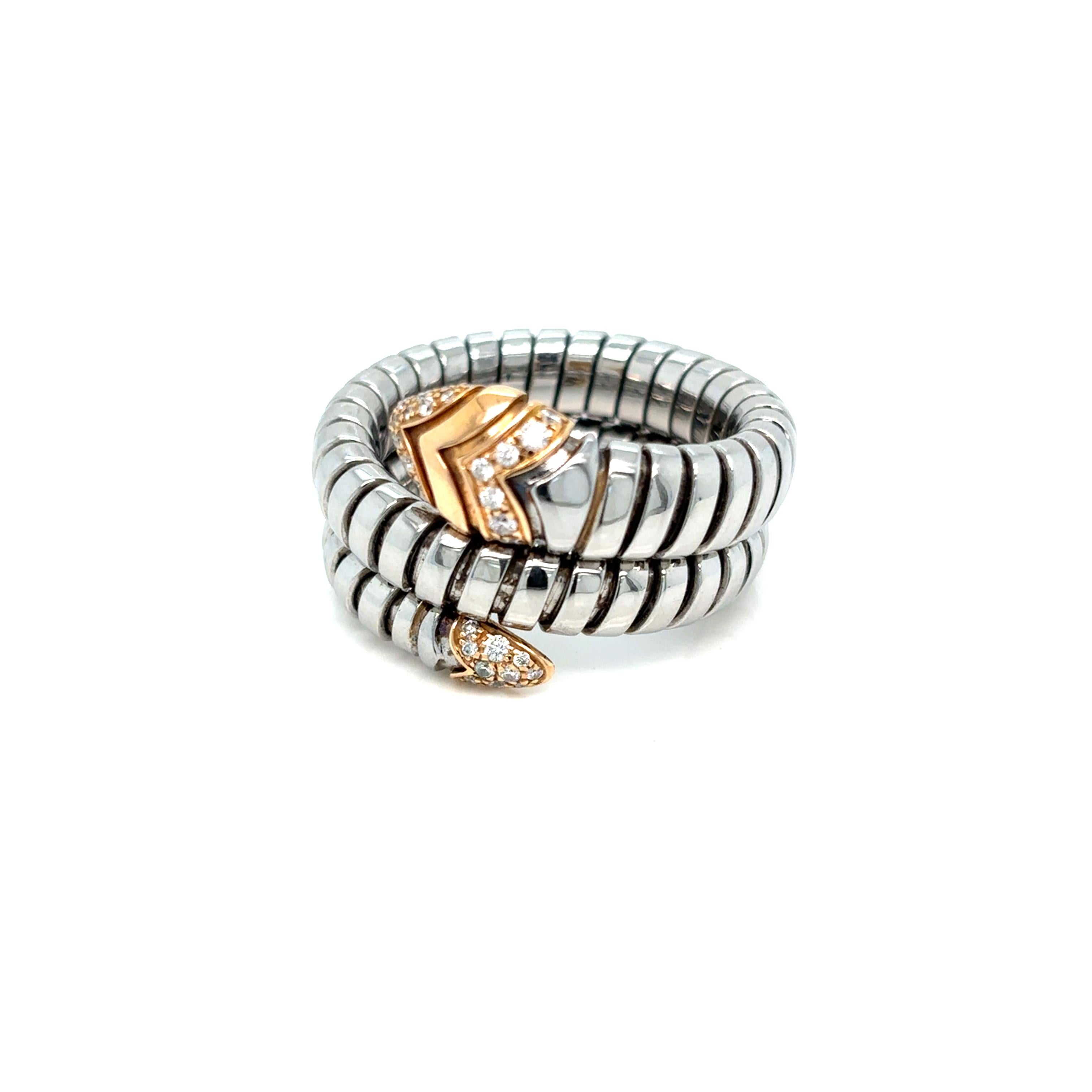 Bulgari Serpenti Tubogas Ring in Steel, Rose Gold and Diamonds In Excellent Condition For Sale In Napoli, NA