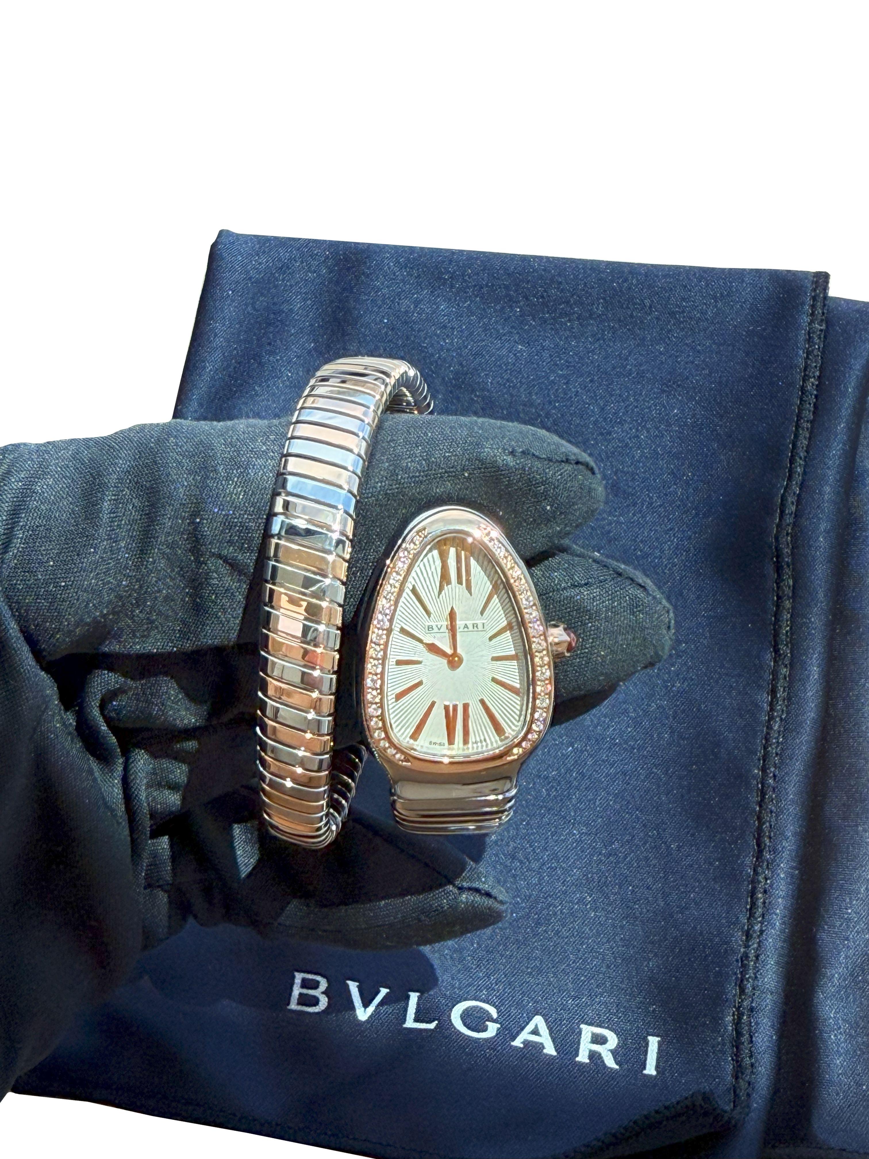 Bulgari Serpenti Tubogas Einzelspirale Opaline Zifferblatt mit Guilloché Soleil 103708 (Modernistisch) im Angebot