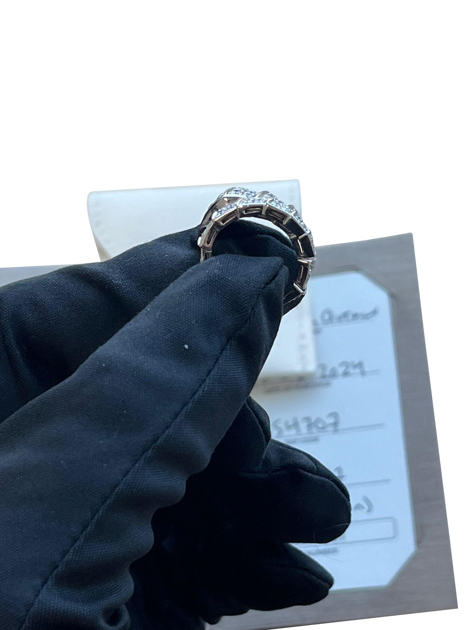 Bulgari Serpenti Viper One-Coil Full Pave Diamonds Snake Ring Oro bianco 18k in vendita 1