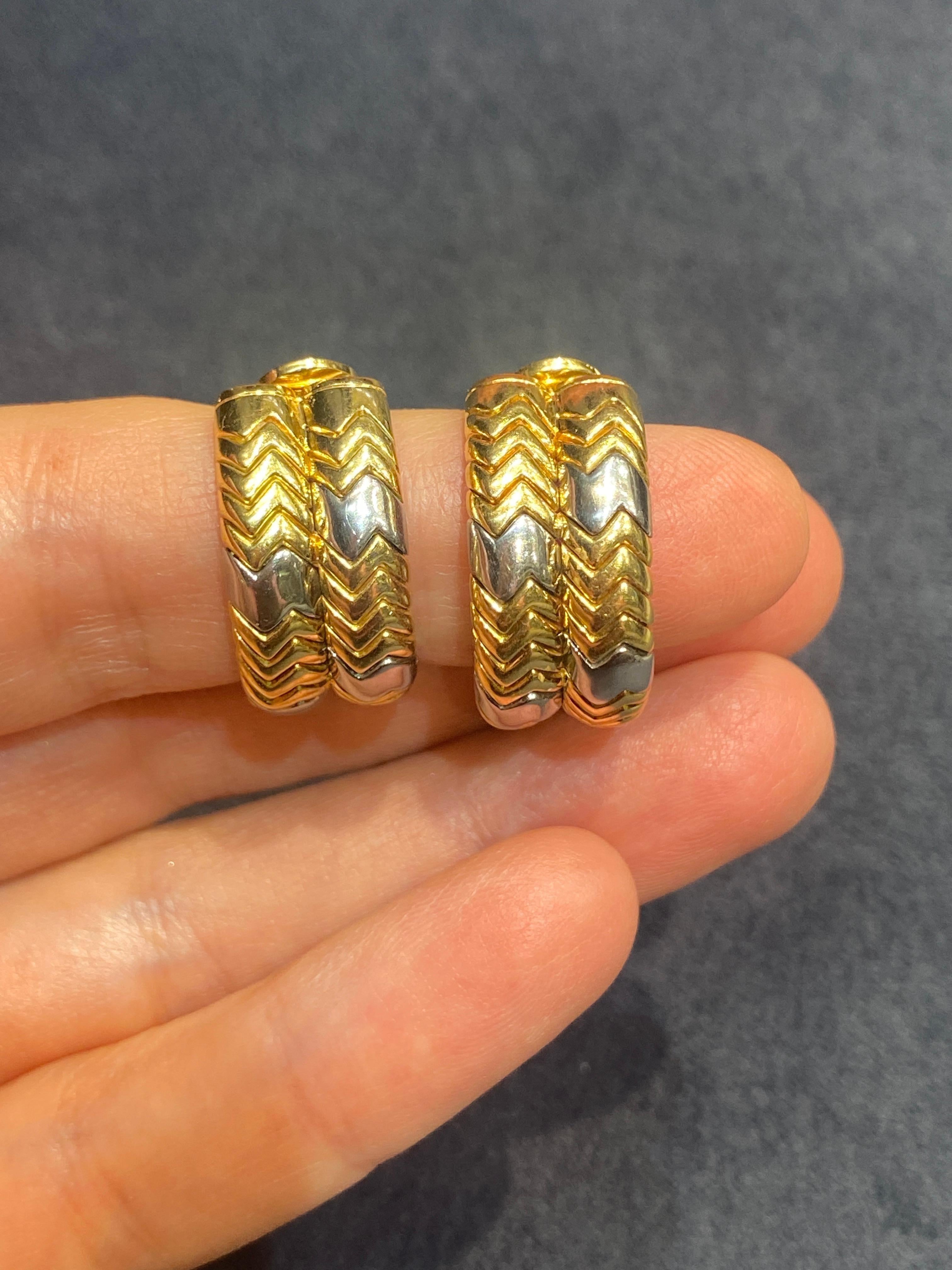 Contemporary Bulgari Spiga 18k white and yellow gold clip-on earrings, part of a set For Sale