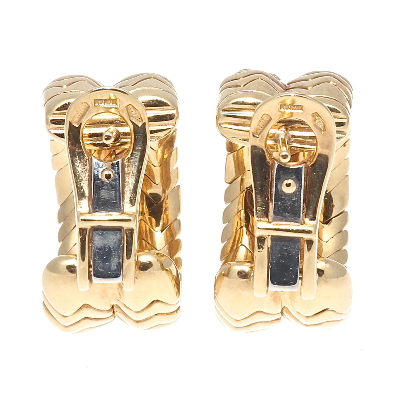 Bulgari Spiga Diamond Gold Earrings In Excellent Condition In Beverly Hills, CA
