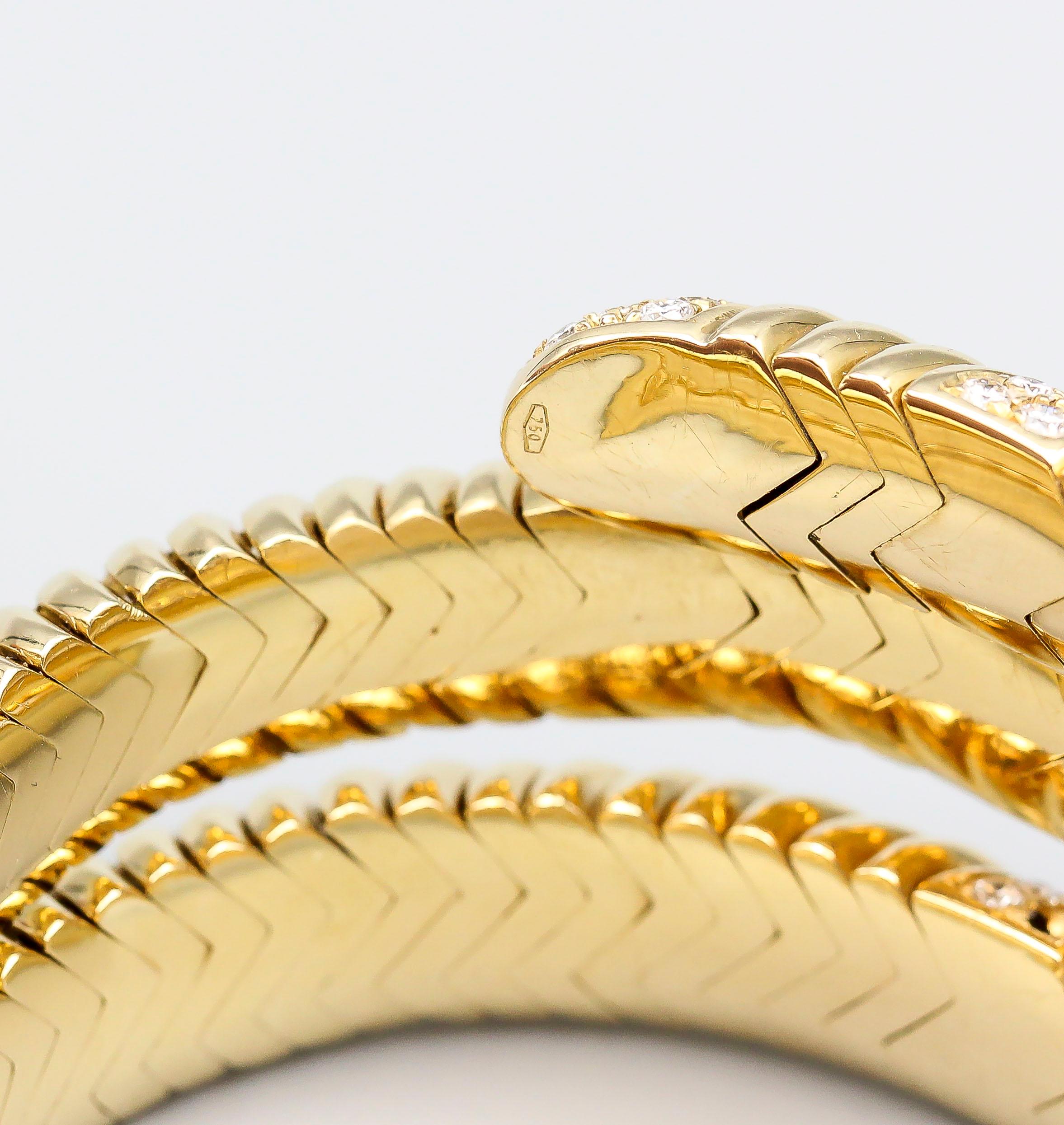 Round Cut Bulgari Spiga Diamond Gold Snake Bracelet