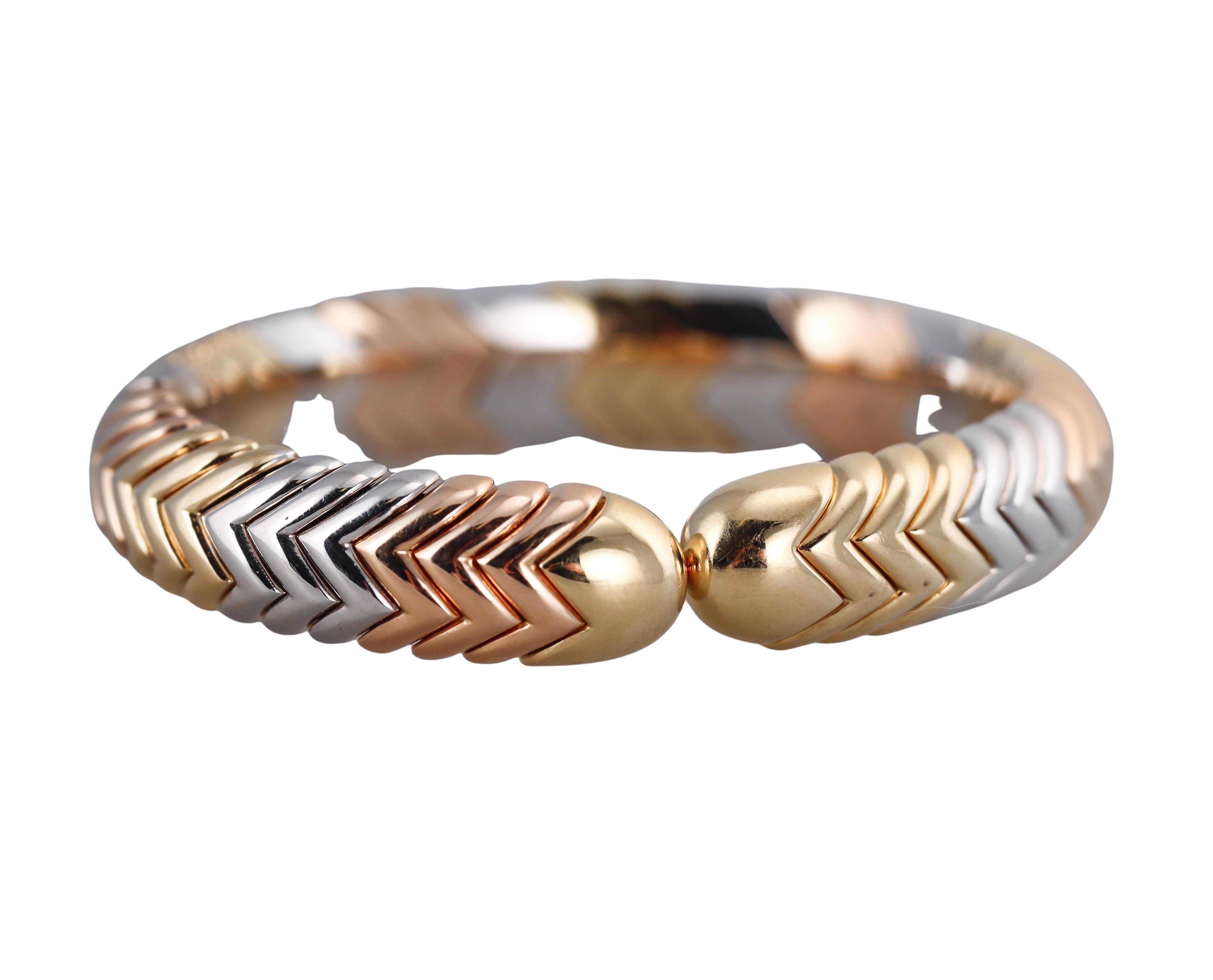 Bulgari Spiga Tri Color Gold-Diamant-Armband im Zustand „Hervorragend“ in New York, NY