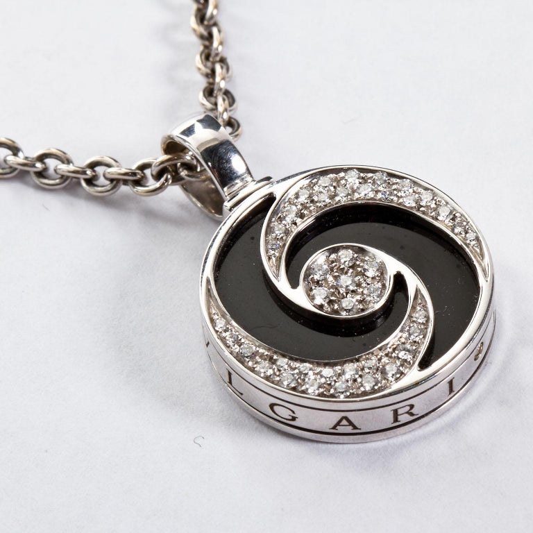 Bulgari Spinning Diamond Gold Onyx Optical Illusion Pendant WITH Chain